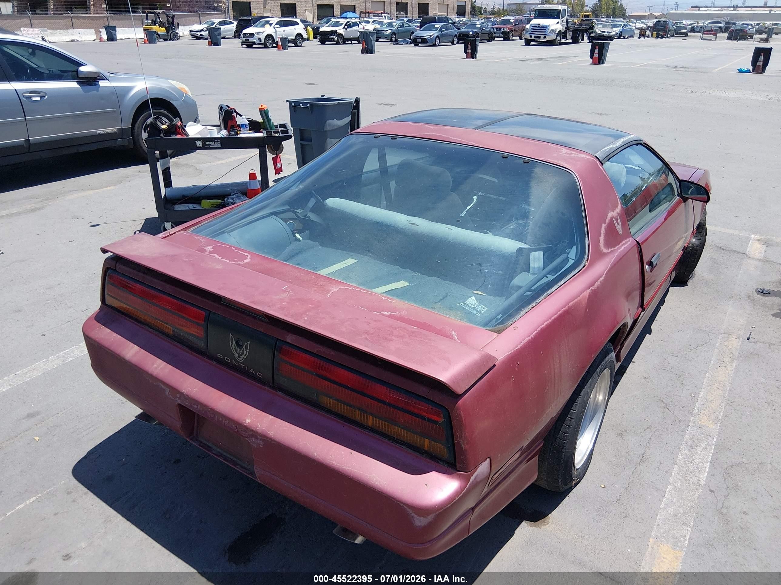 1990 Pontiac Firebird   Red vin: 1G2FS23T1LL200060