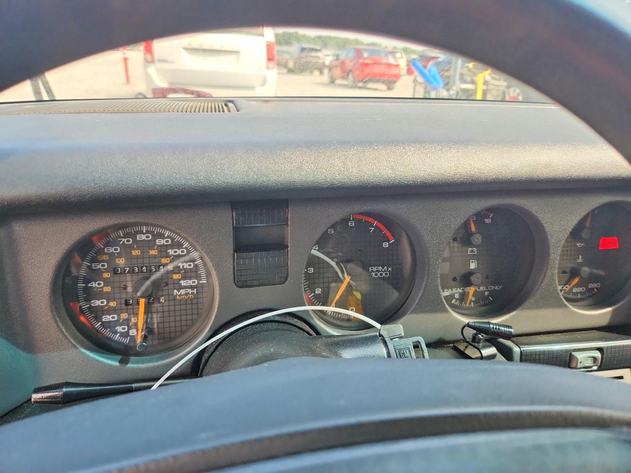 1992 Pontiac Firebird Зеленый vin: 1G2FS23T5NL215440