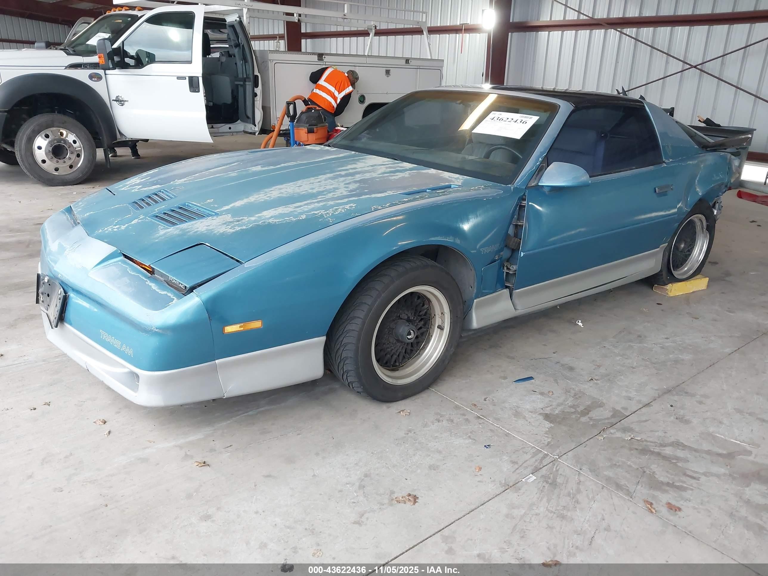 1988 Pontiac Firebird Trans Am/gta Light Blue vin: 1G2FW21F7JL219792