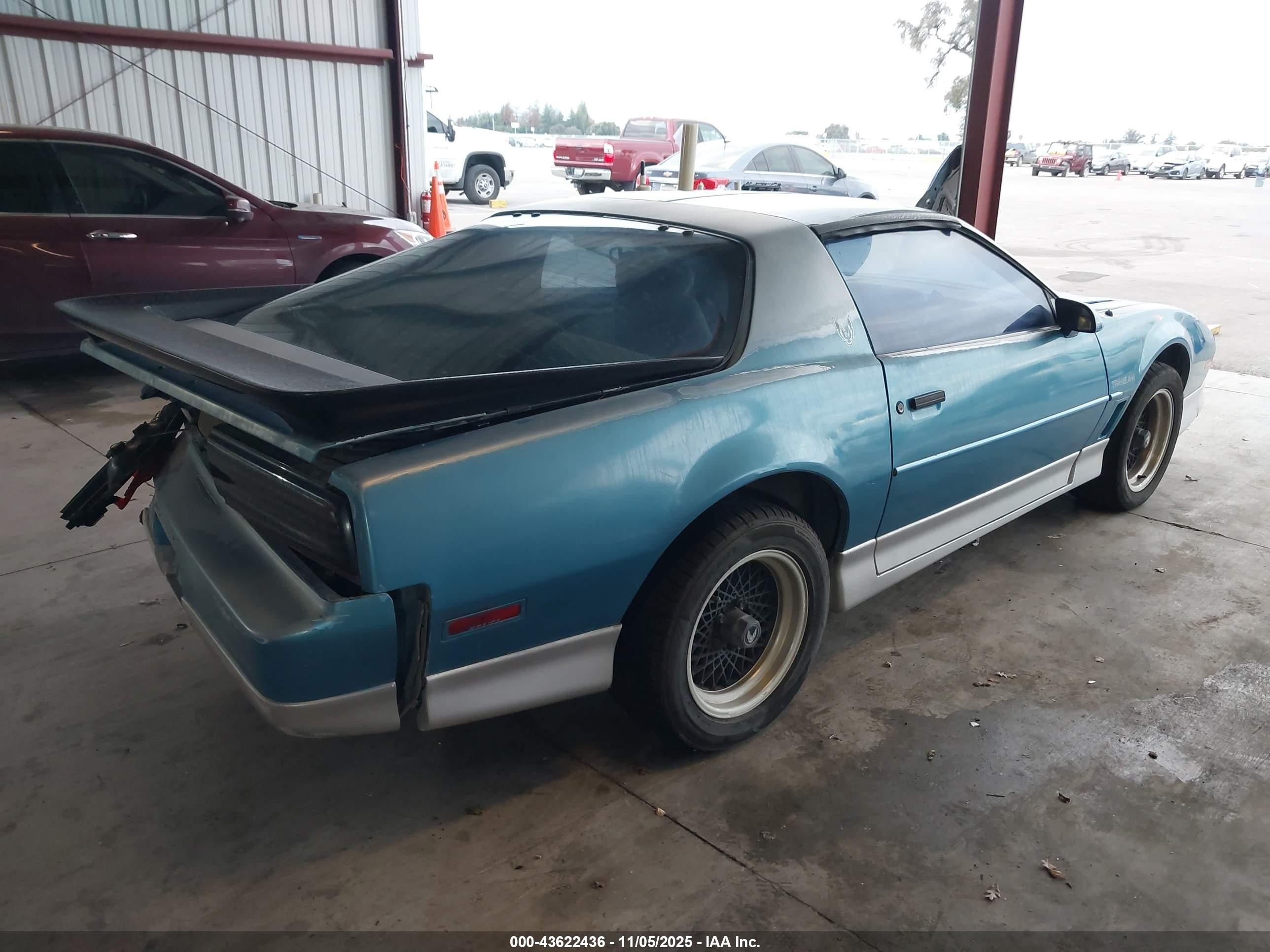 1988 Pontiac Firebird Trans Am/gta Light Blue vin: 1G2FW21F7JL219792