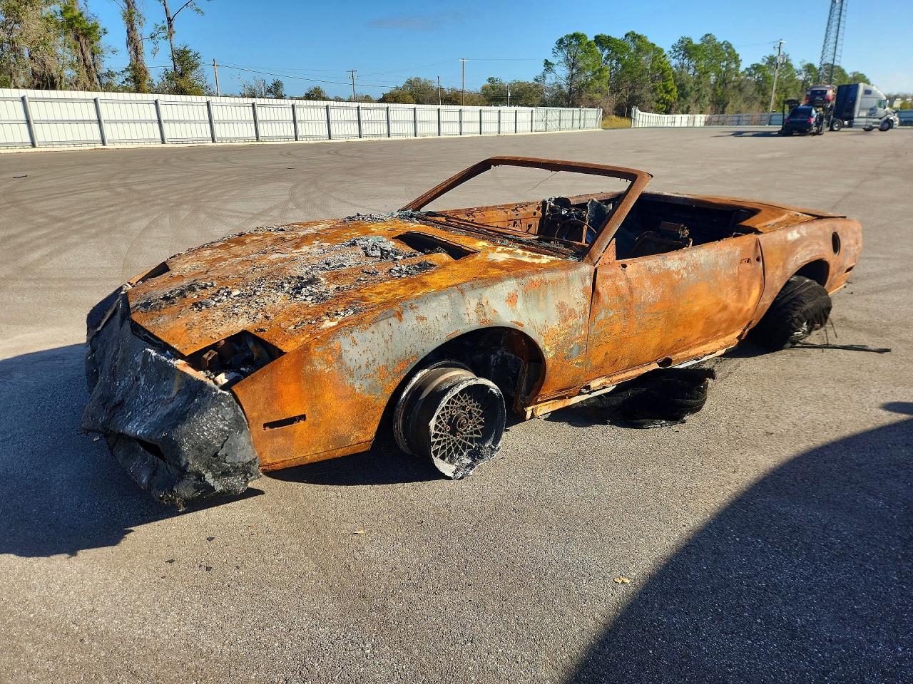 1992 Pontiac Firebird Trans Am Пожар vin: 1G2FW33F7NL206906