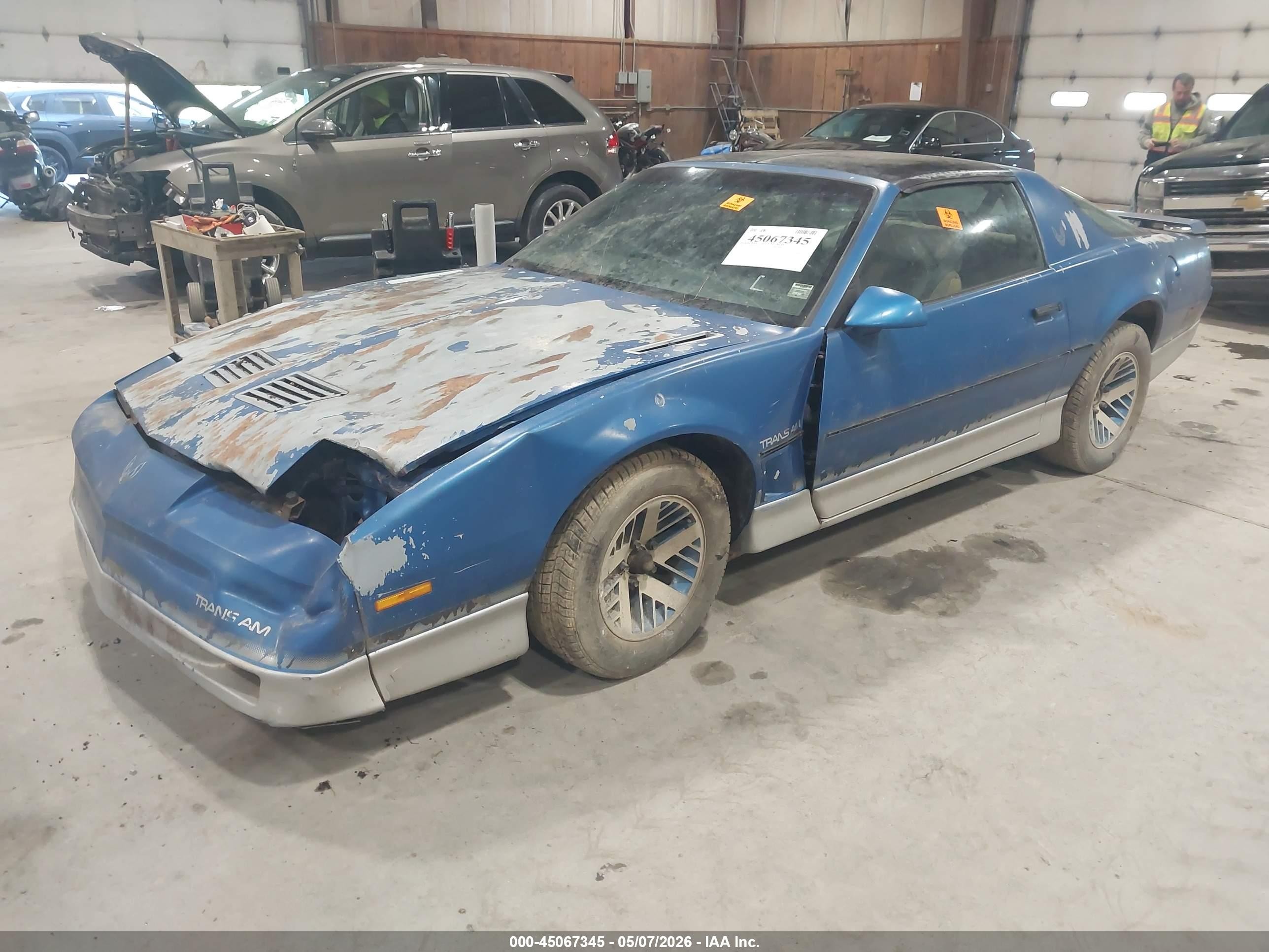 1985 Pontiac Firebird Trans Am Blue vin: 1G2FW87F3FN237650
