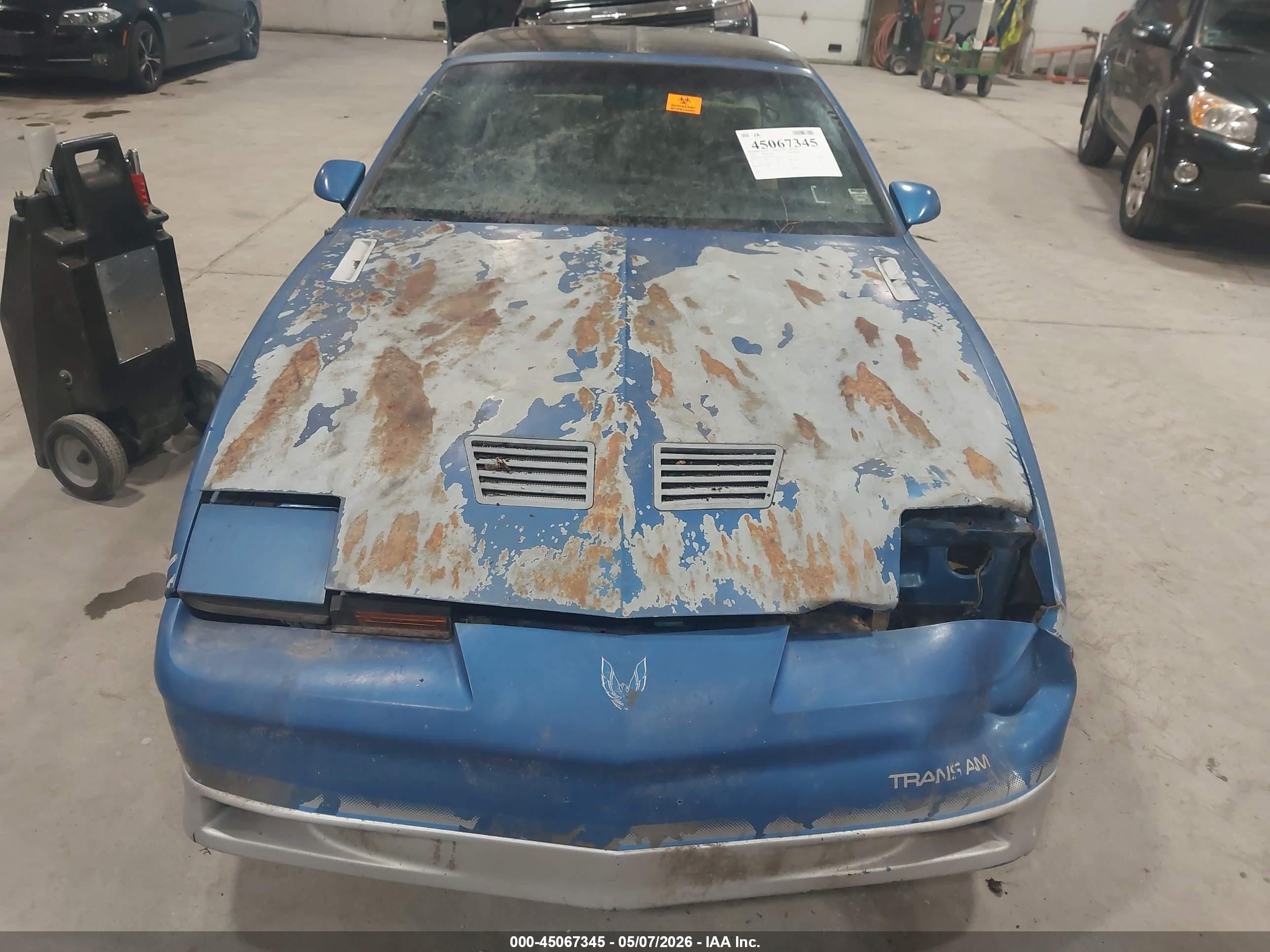 1985 Pontiac Firebird Trans Am Blue vin: 1G2FW87F3FN237650