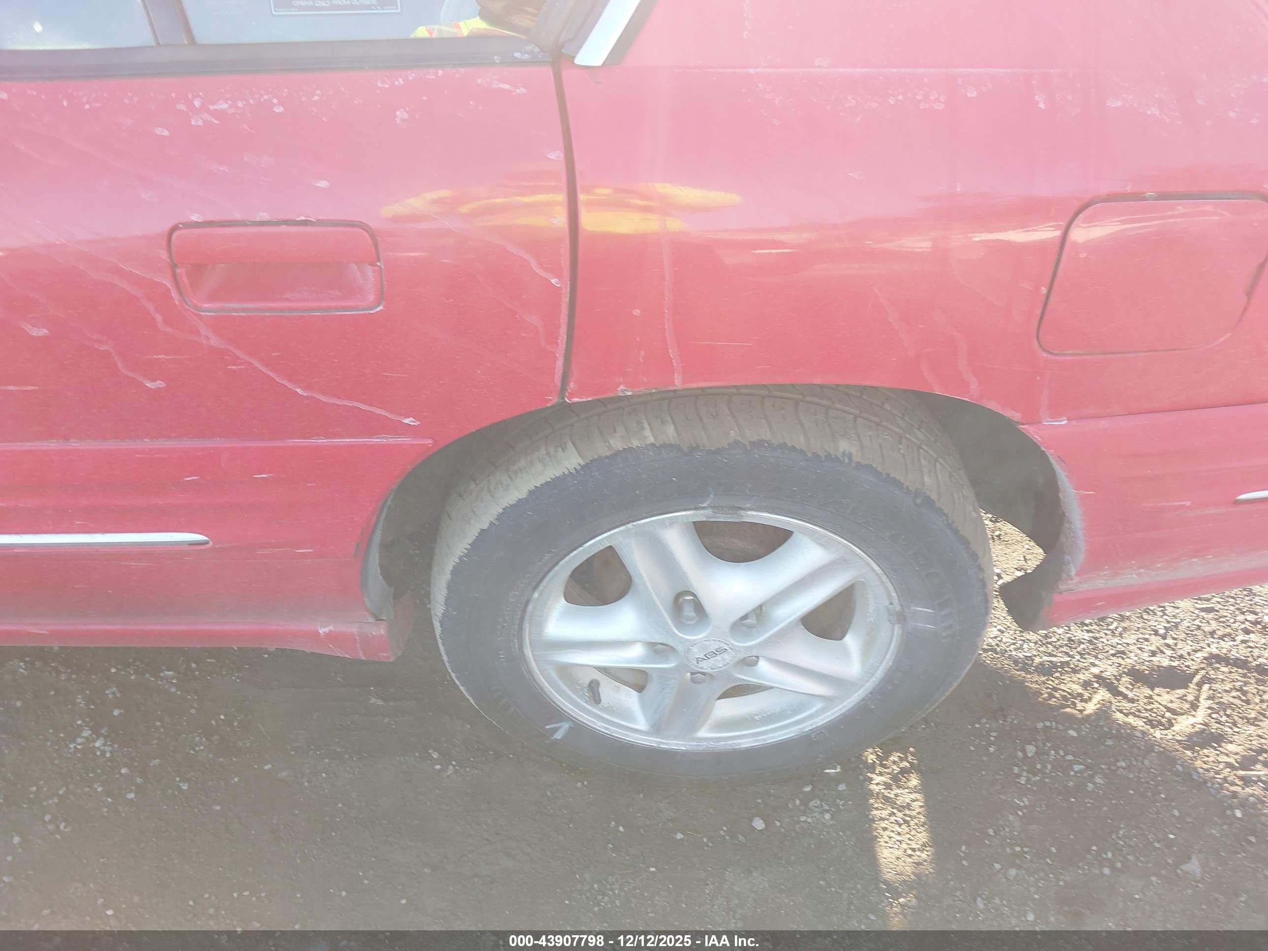 1996 Pontiac Bonneville Se Красный vin: 1G2HX52K0T4225014
