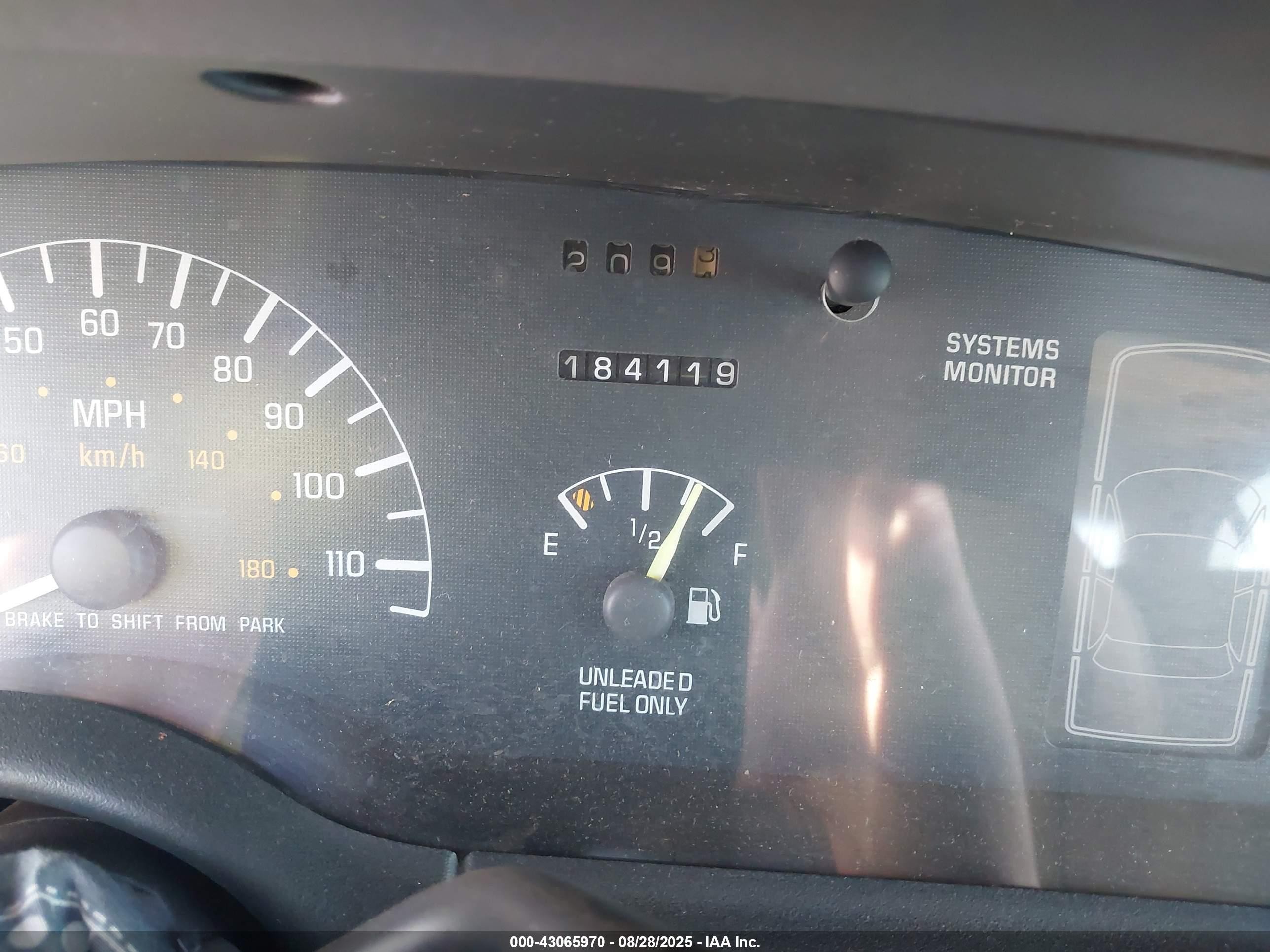 1998 Pontiac Bonneville Se Серебряный vin: 1G2HX52K0W4208332