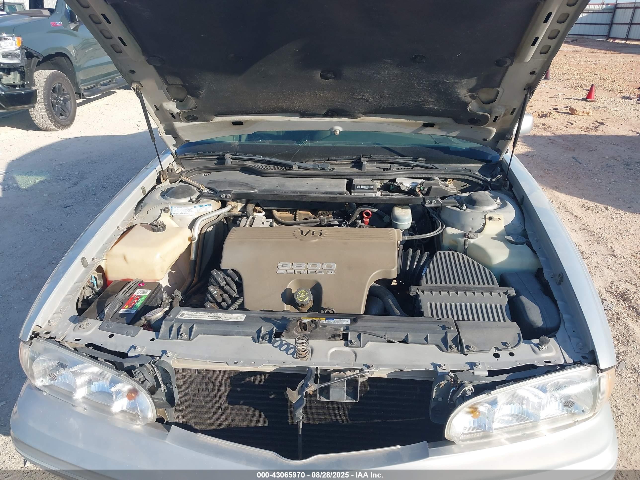 1998 Pontiac Bonneville Se Серебряный vin: 1G2HX52K0W4208332