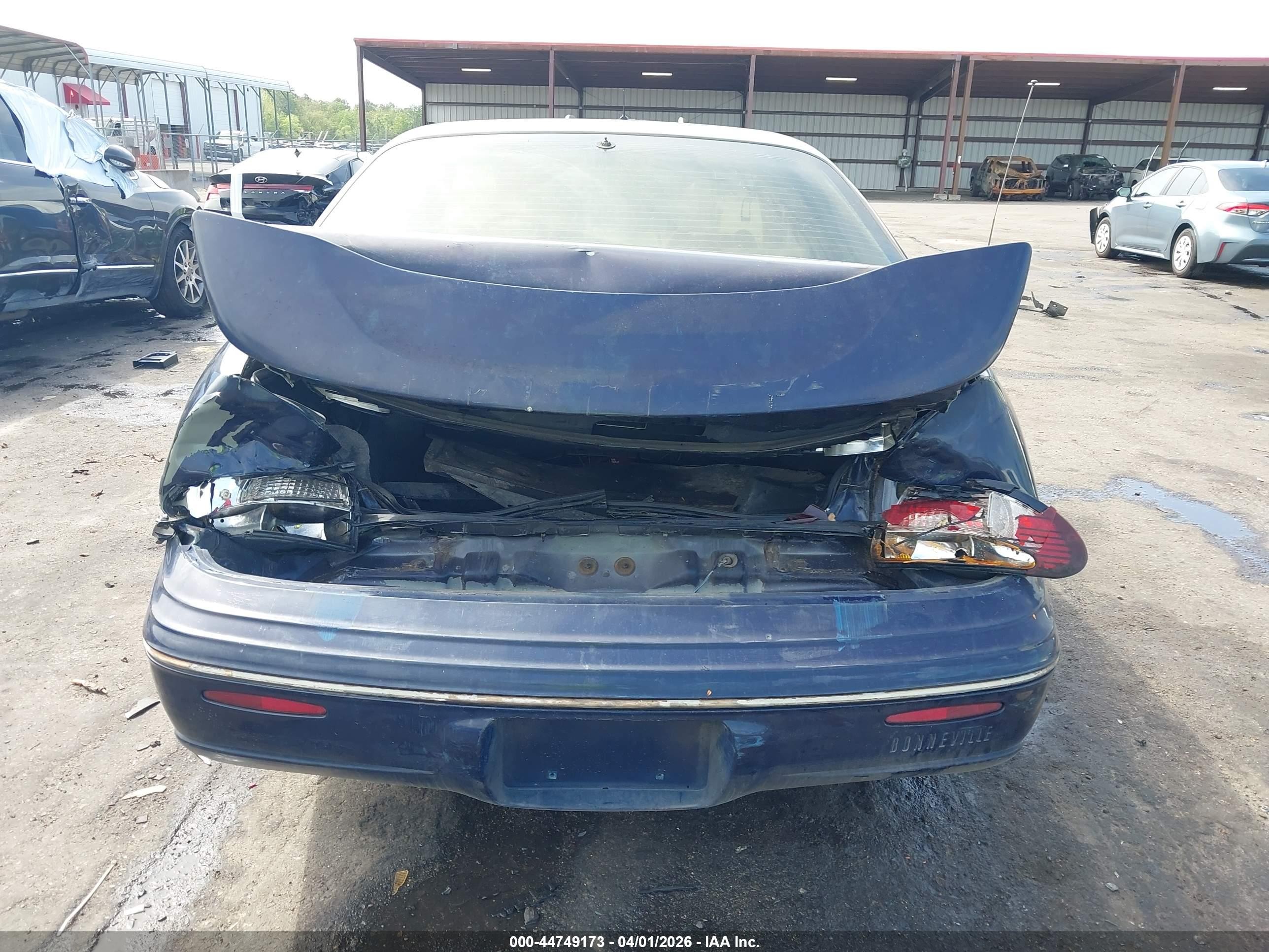 1998 Pontiac Bonneville Se Blue vin: 1G2HX52K0WH218352