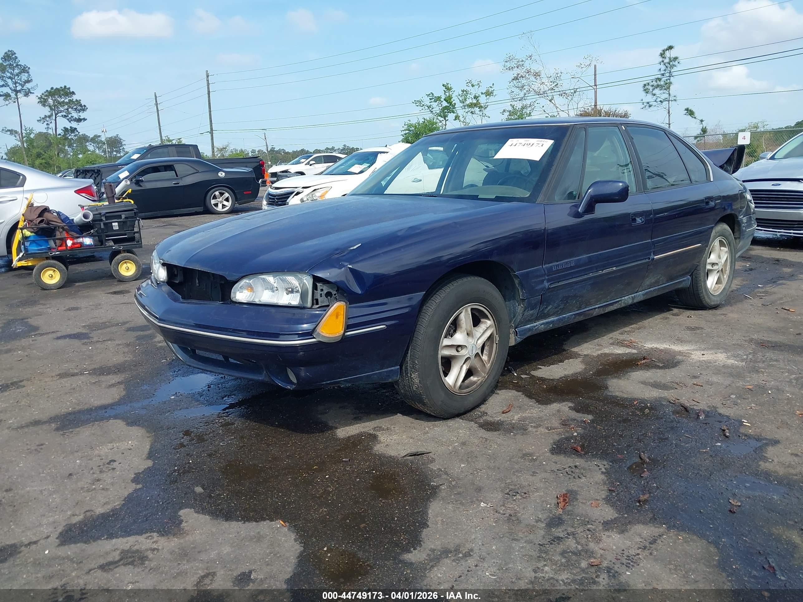 1998 Pontiac Bonneville Se Blue vin: 1G2HX52K0WH218352