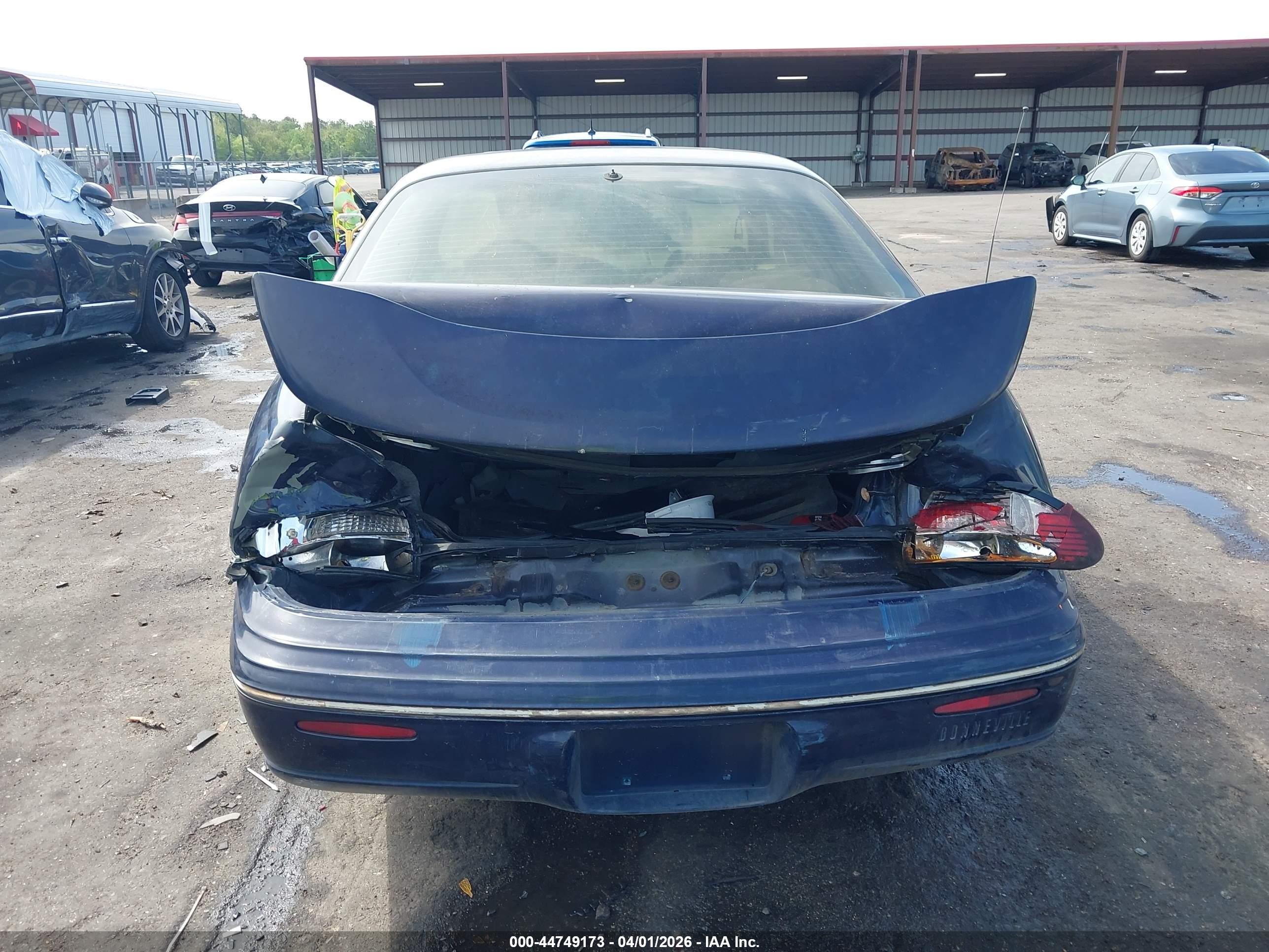 1998 Pontiac Bonneville Se Blue vin: 1G2HX52K0WH218352