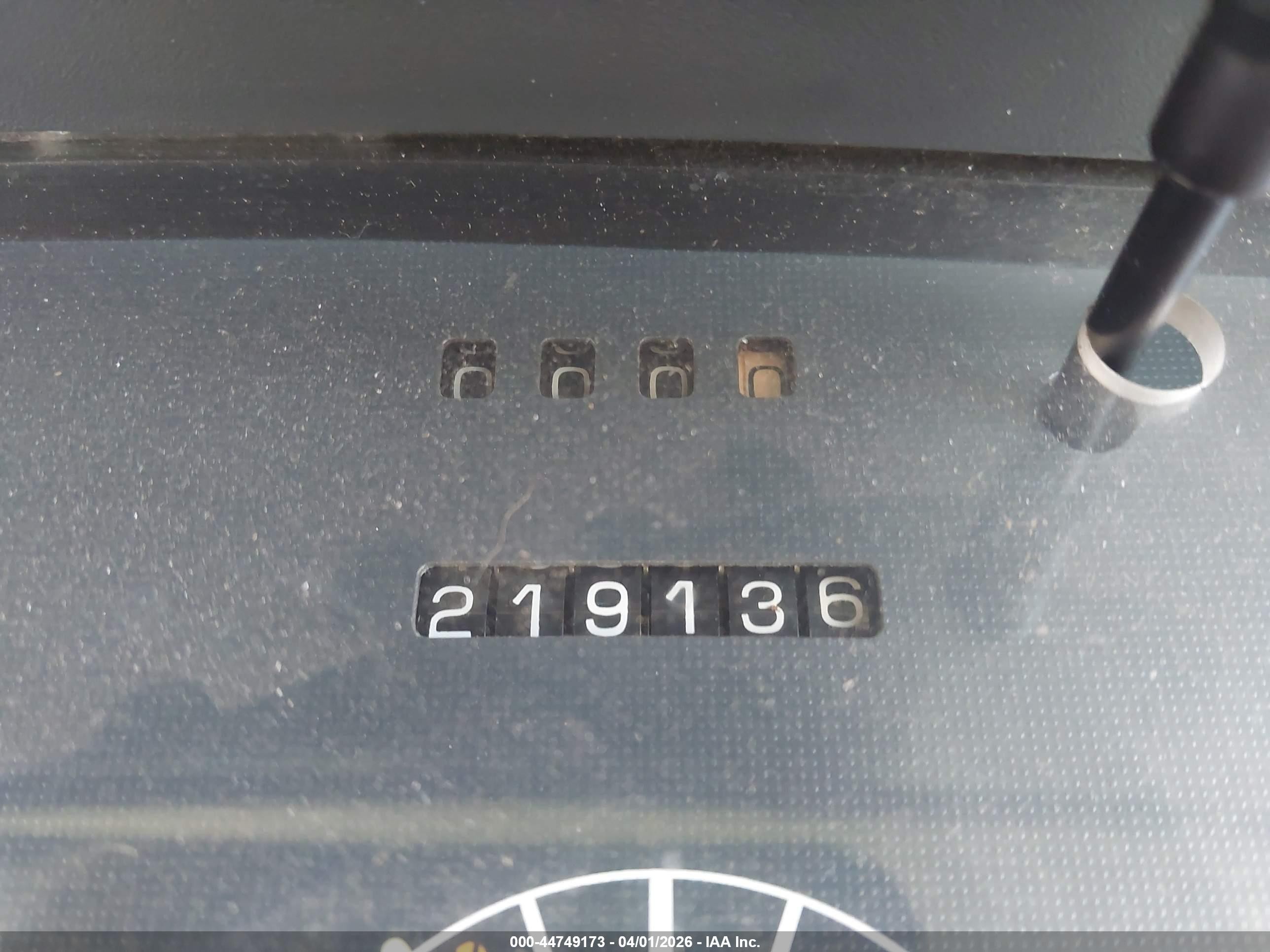 1998 Pontiac Bonneville Se Blue vin: 1G2HX52K0WH218352