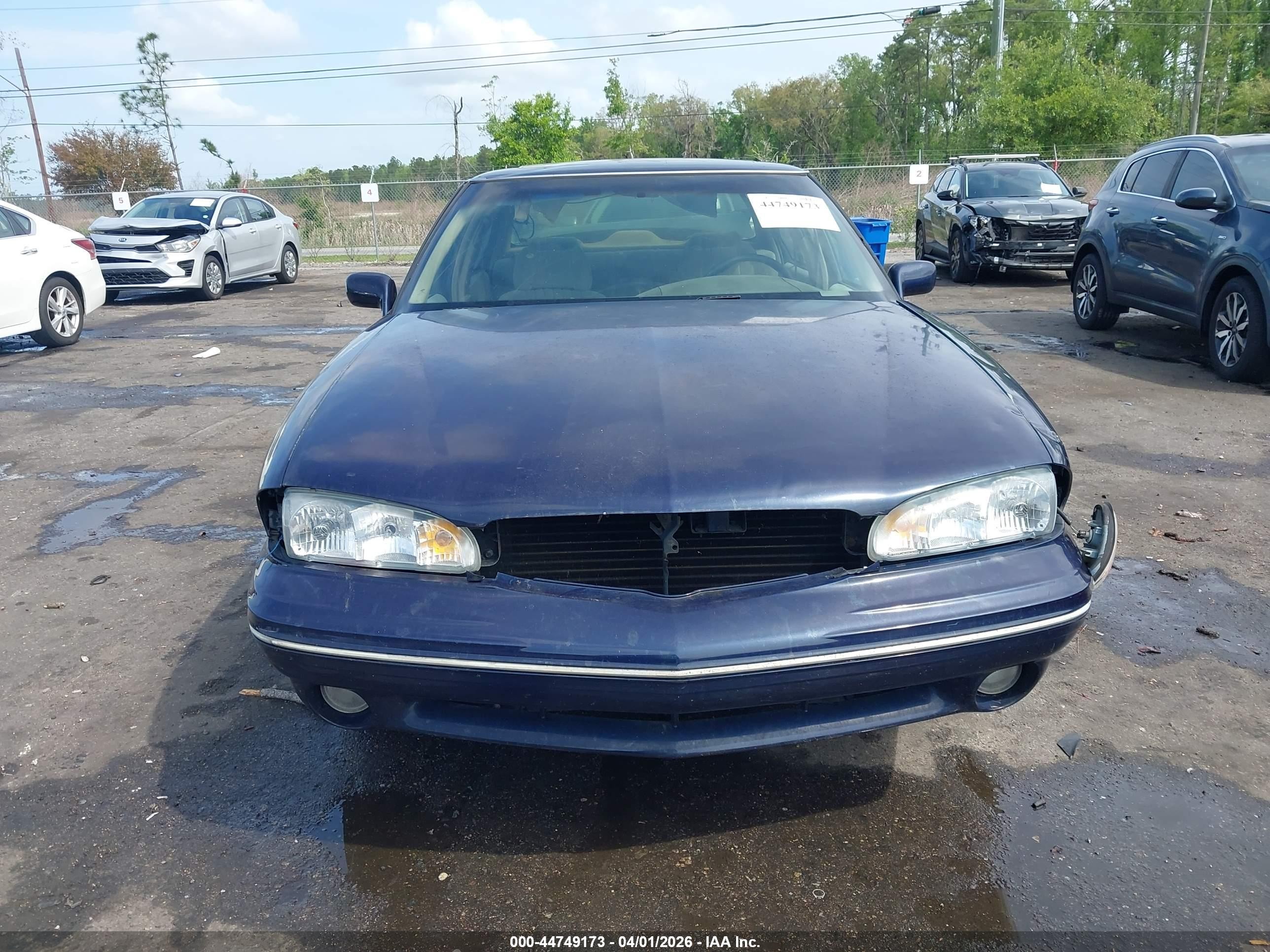 1998 Pontiac Bonneville Se Blue vin: 1G2HX52K0WH218352