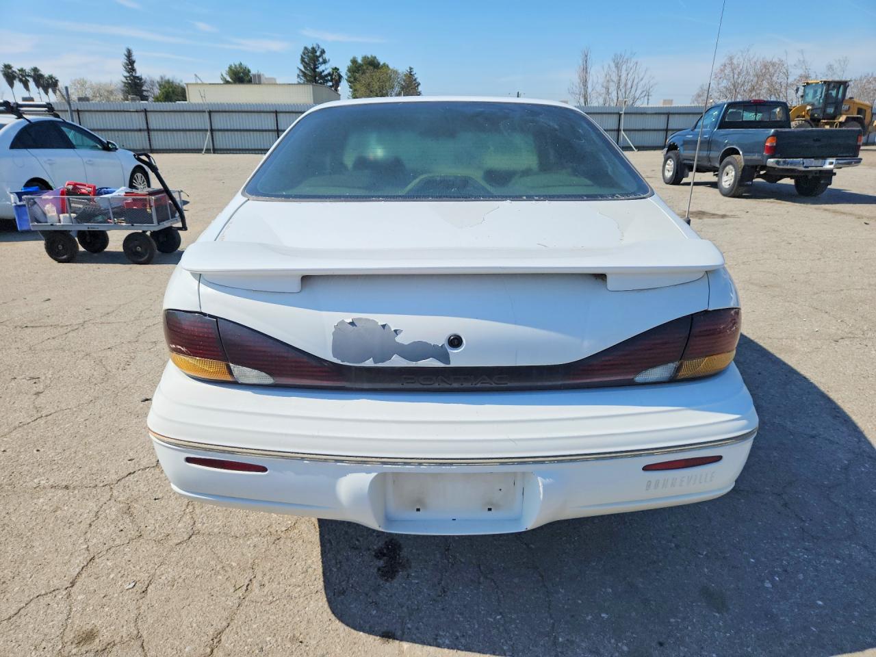 1998 Pontiac Bonneville Se White vin: 1G2HX52K1WH212267