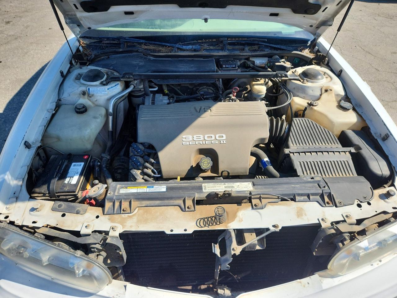 1998 Pontiac Bonneville Se White vin: 1G2HX52K1WH212267