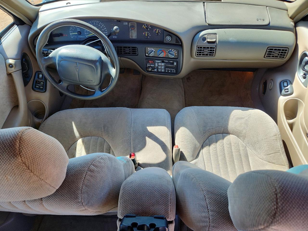 1998 Pontiac Bonneville Se Белый vin: 1G2HX52K1WH218683