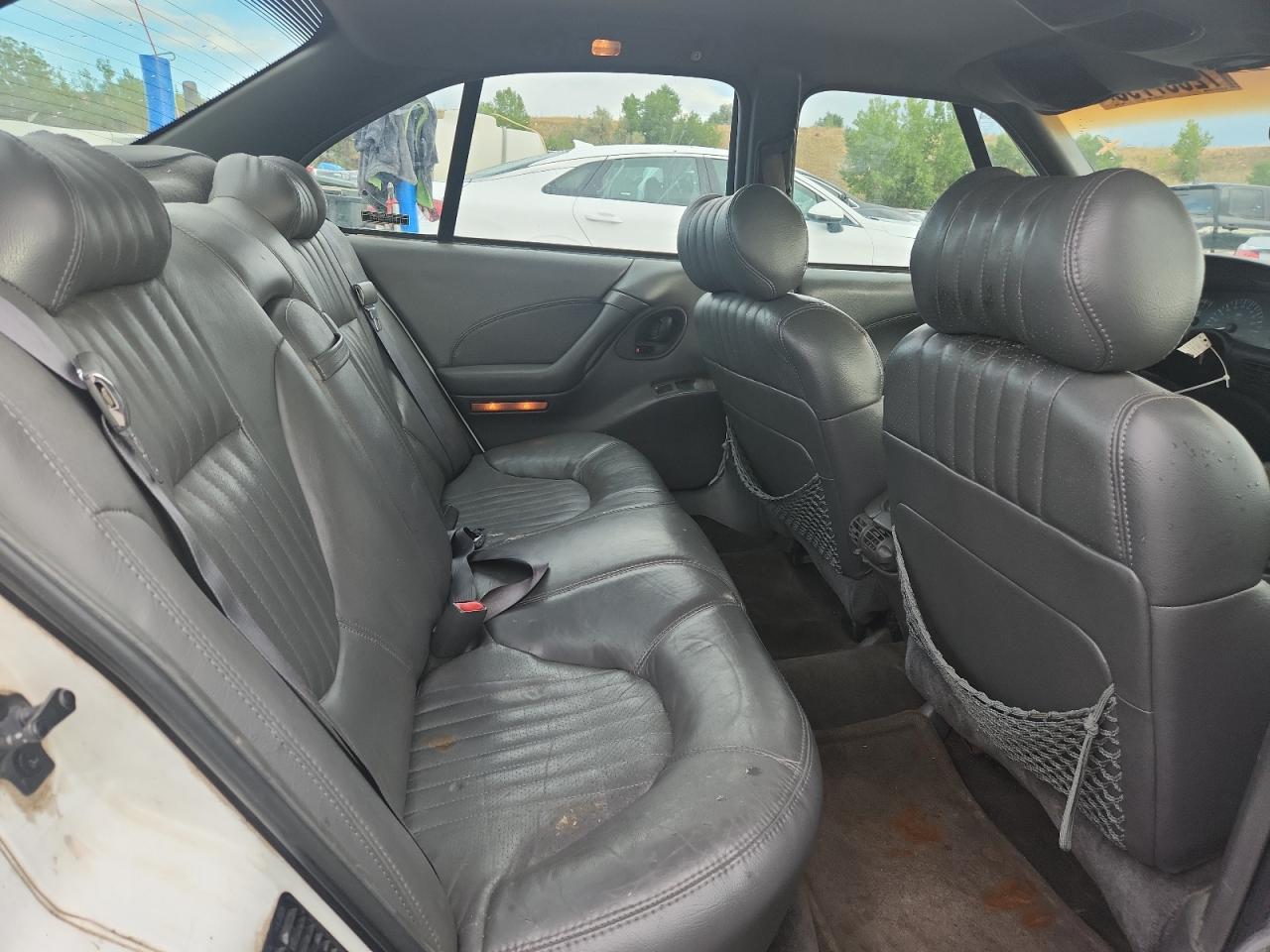 1999 Pontiac Bonneville Se White vin: 1G2HX52K1XH224968