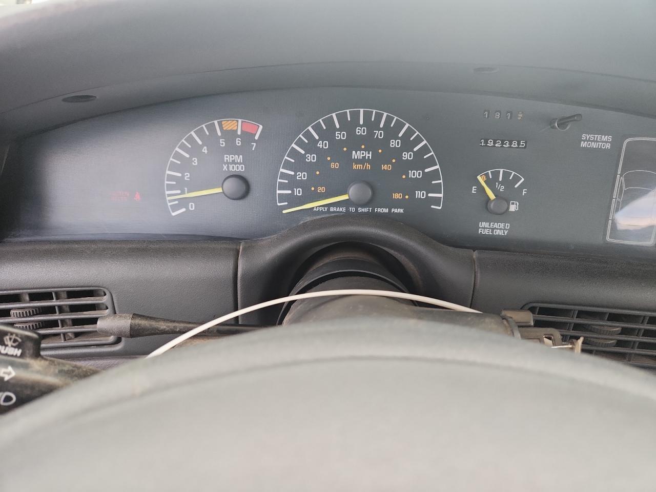 1999 Pontiac Bonneville Se White vin: 1G2HX52K1XH224968