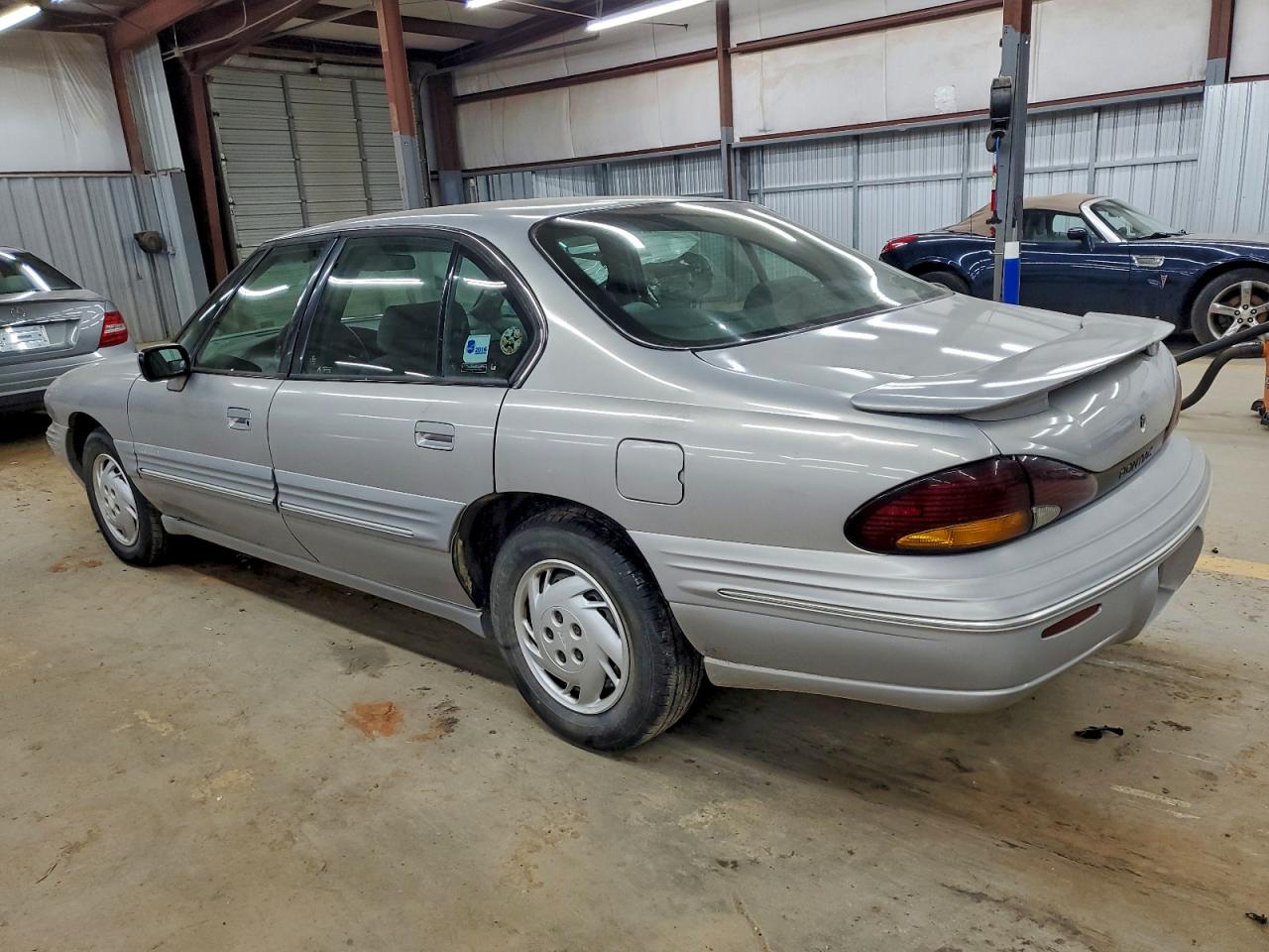 1998 Pontiac Bonneville Se Серебряный vin: 1G2HX52K2W4225018