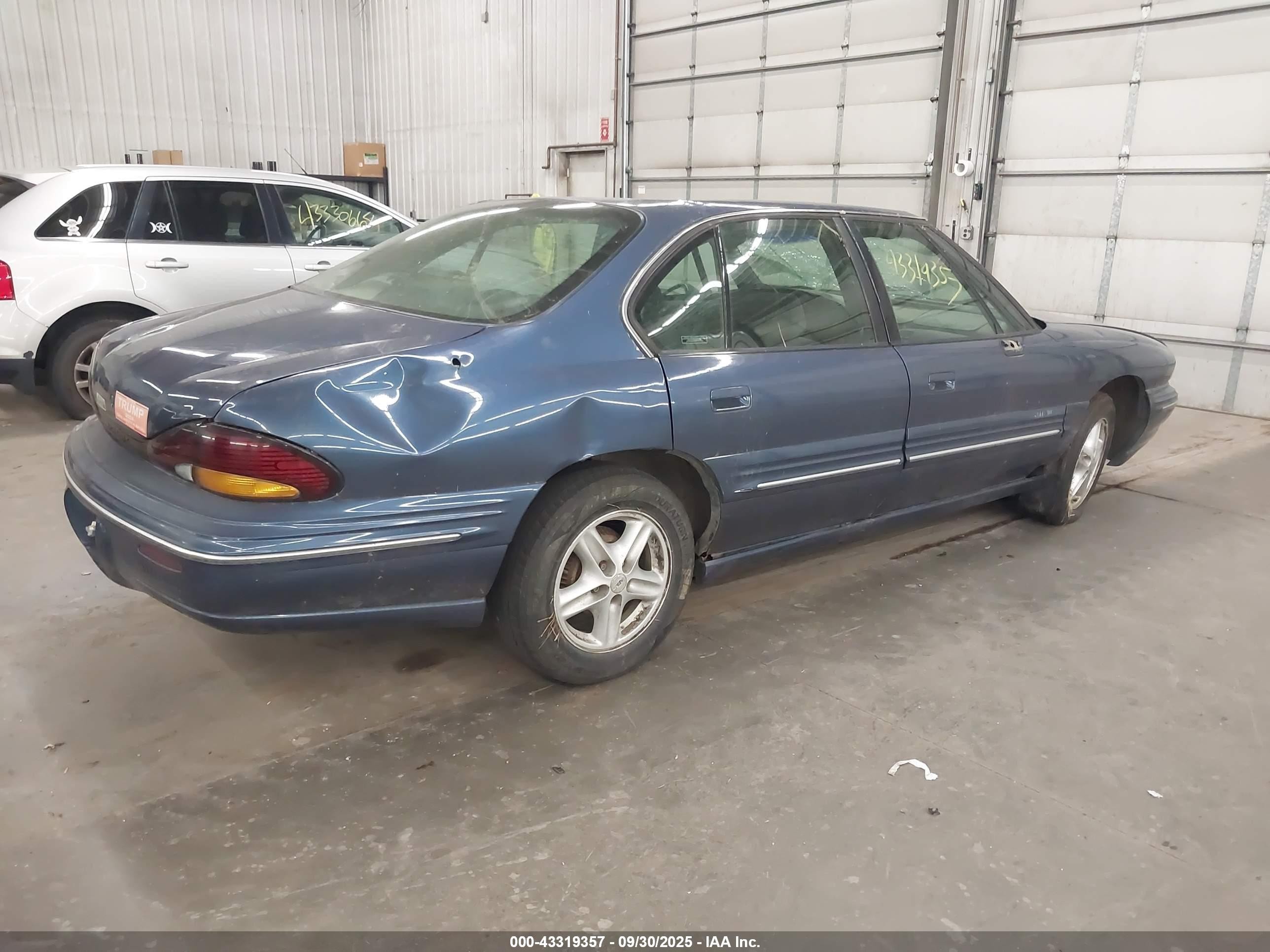 1996 Pontiac Bonneville Se Синий vin: 1G2HX52K3TH213321