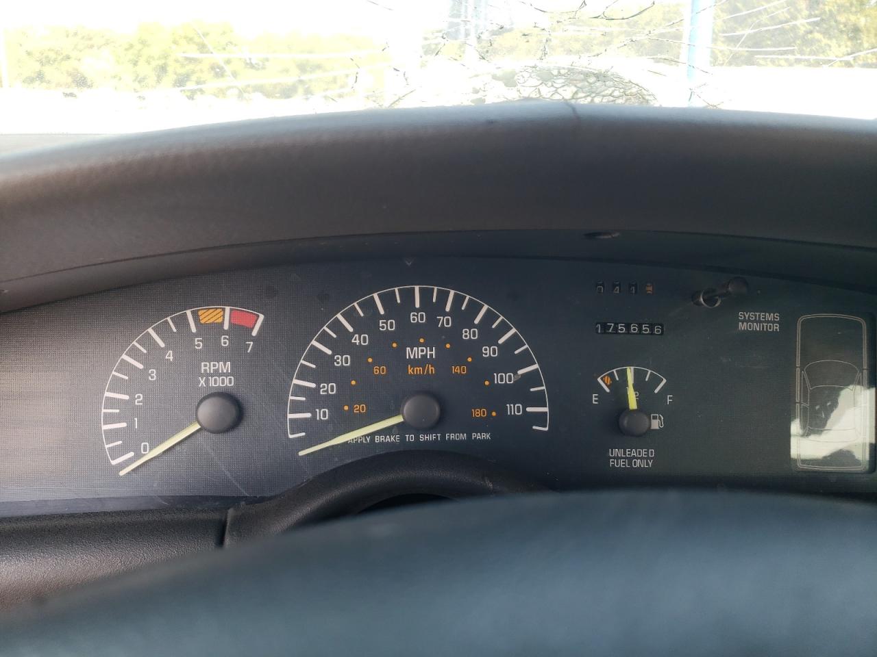 1998 Pontiac Bonneville Se Silver vin: 1G2HX52K3W4202184