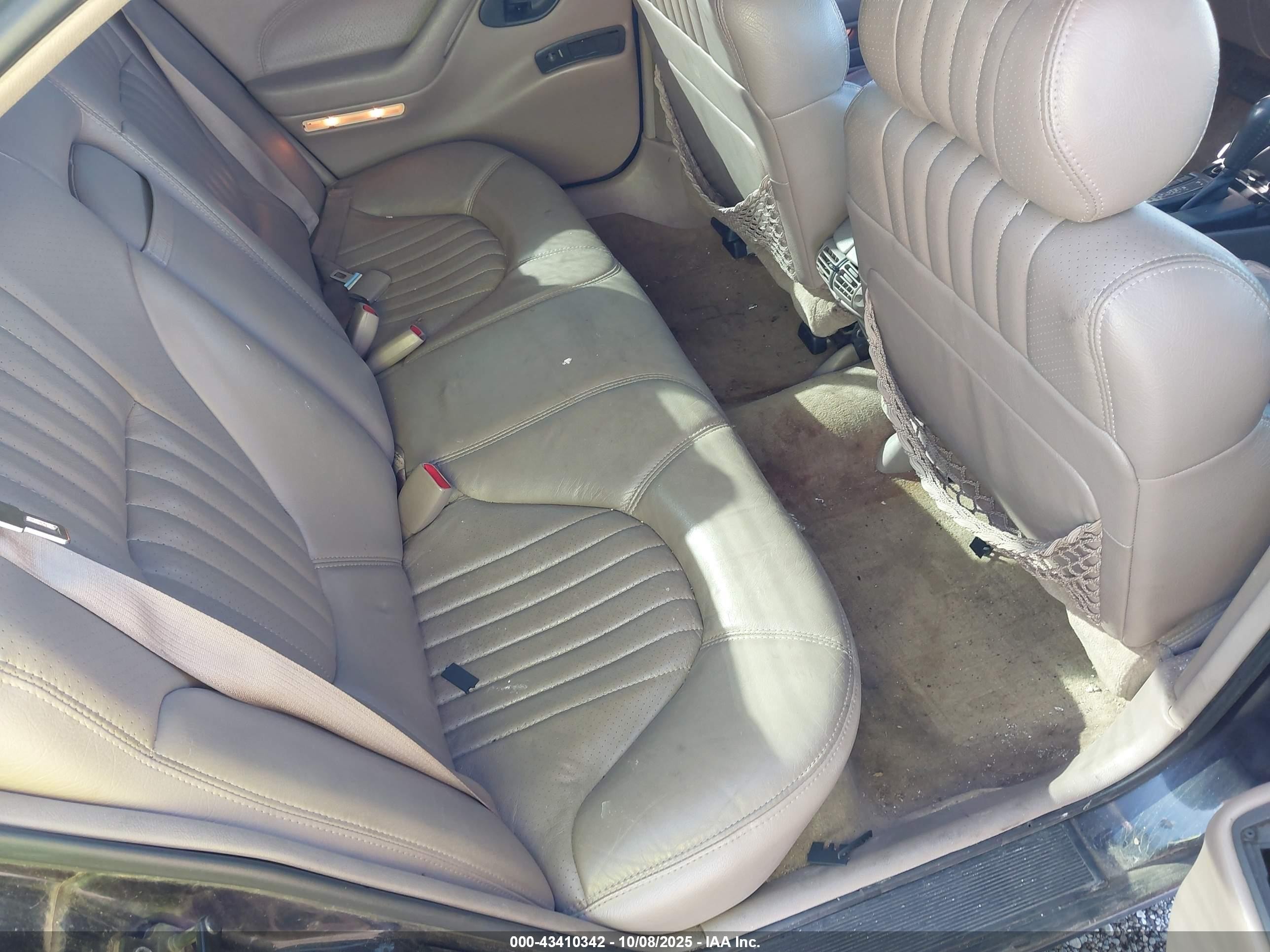 1998 Pontiac Bonneville Se Blue vin: 1G2HX52K3WH206177