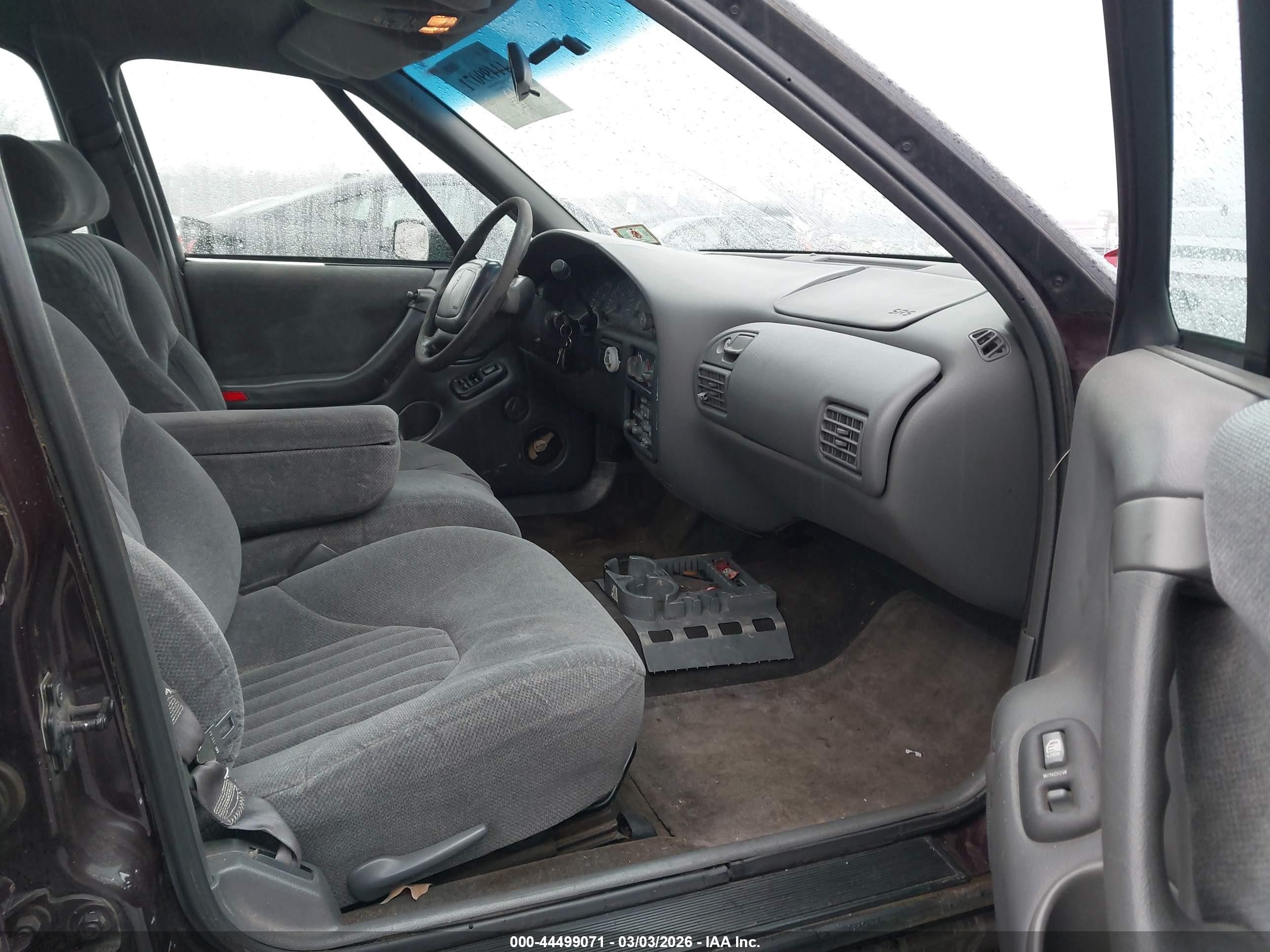 1999 Pontiac Bonneville Se Maroon vin: 1G2HX52K3XH217956