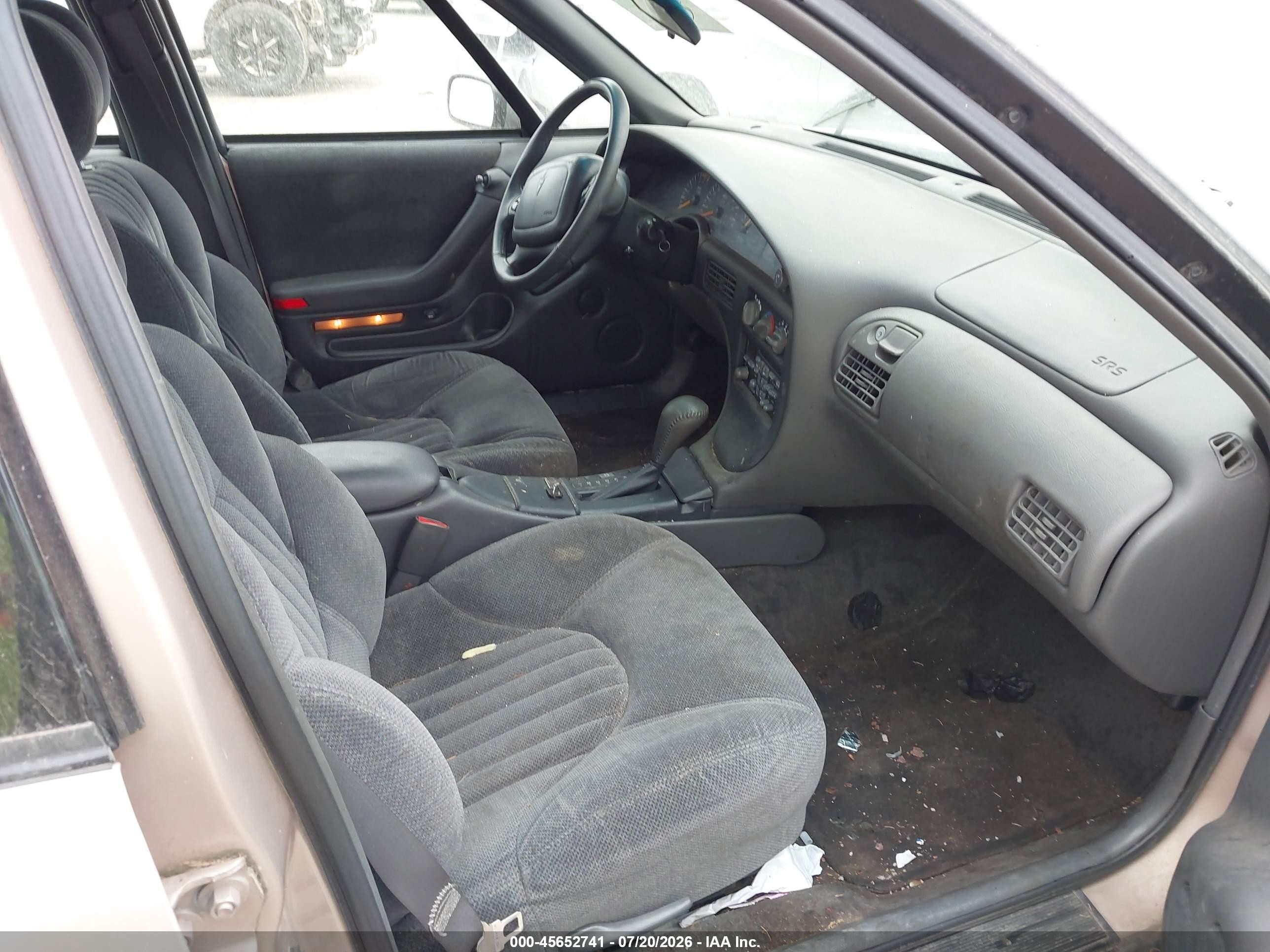 1999 Pontiac Bonneville Se Золотой vin: 1G2HX52K3XH232151