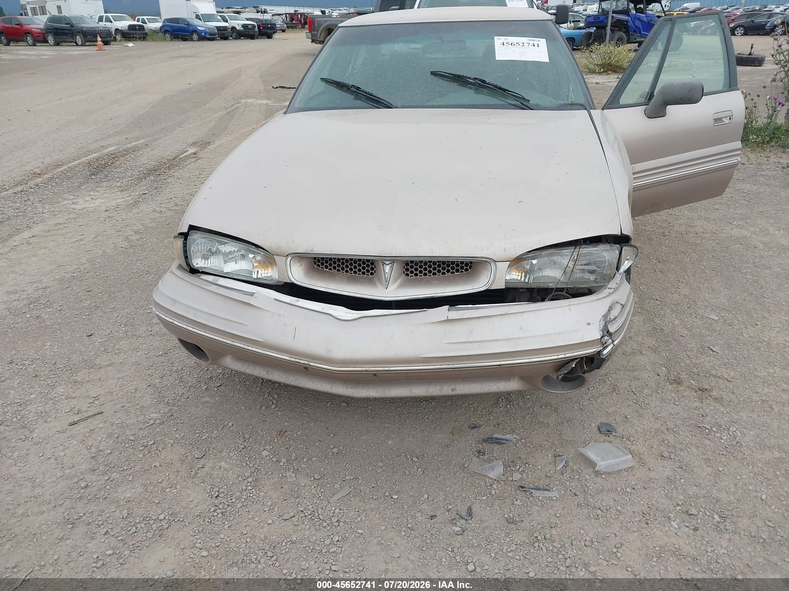 1999 Pontiac Bonneville Se Золотой vin: 1G2HX52K3XH232151