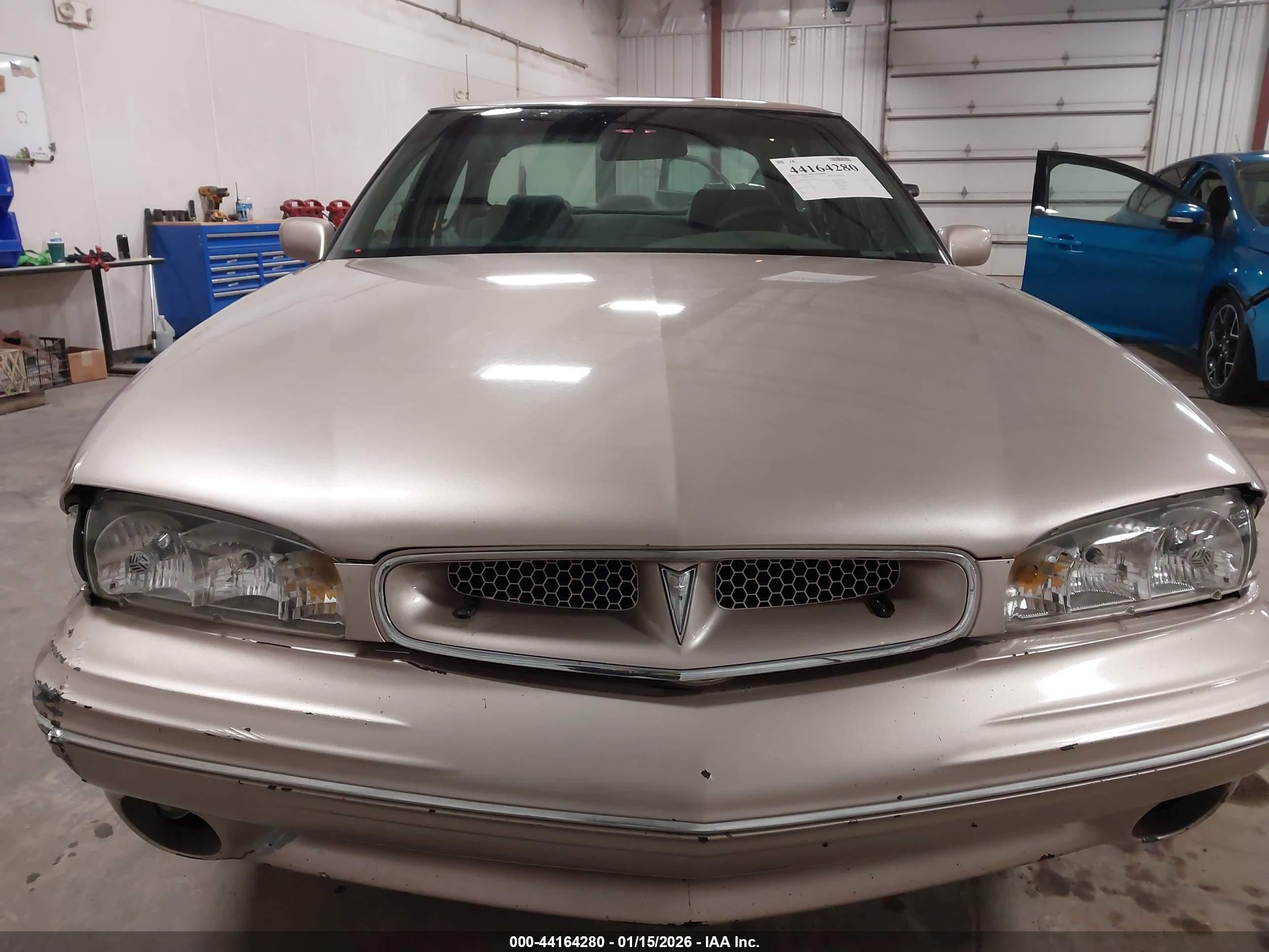 1999 Pontiac Bonneville Se Beige vin: 1G2HX52K3XH248866