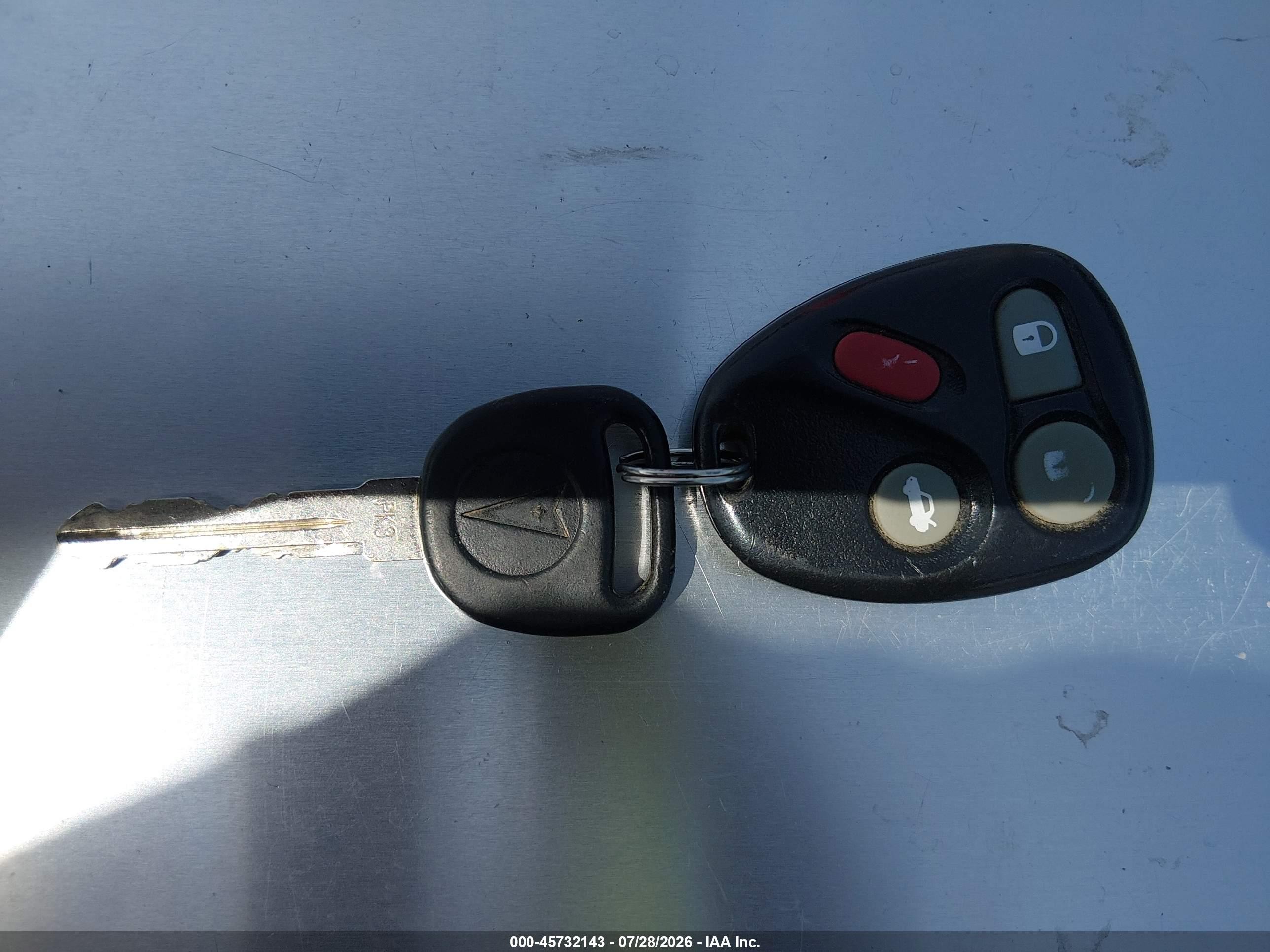 2005 Pontiac Bonneville Se Серебряный vin: 1G2HX52K45U122312