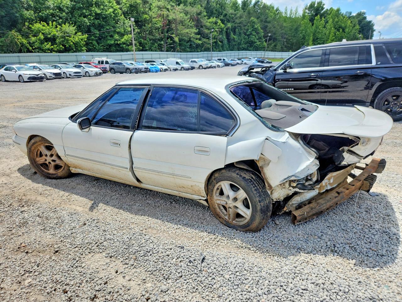 1997 Pontiac Bonneville Se White vin: 1G2HX52K4VH253197
