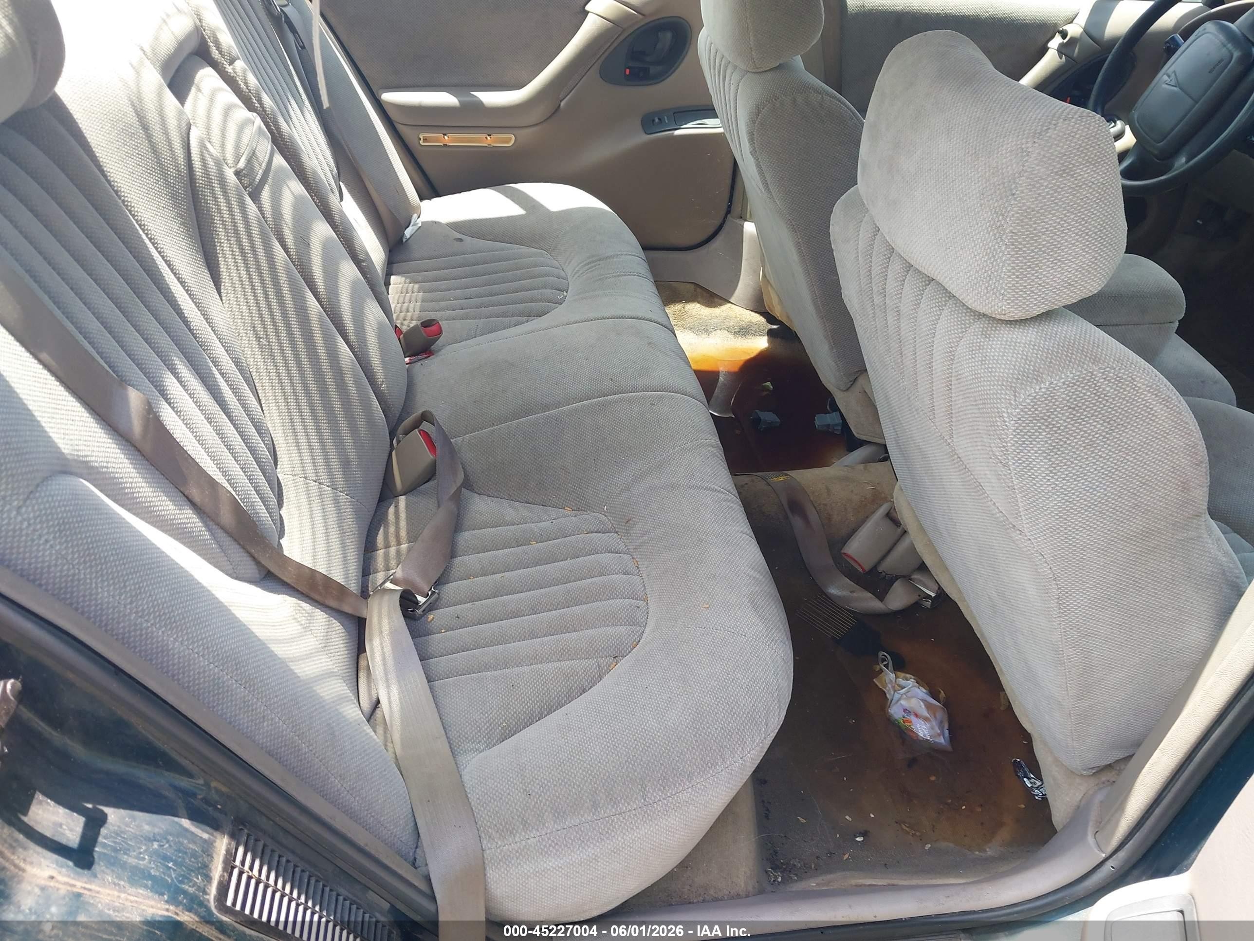 1998 Pontiac Bonneville Se Green vin: 1G2HX52K4W4229877