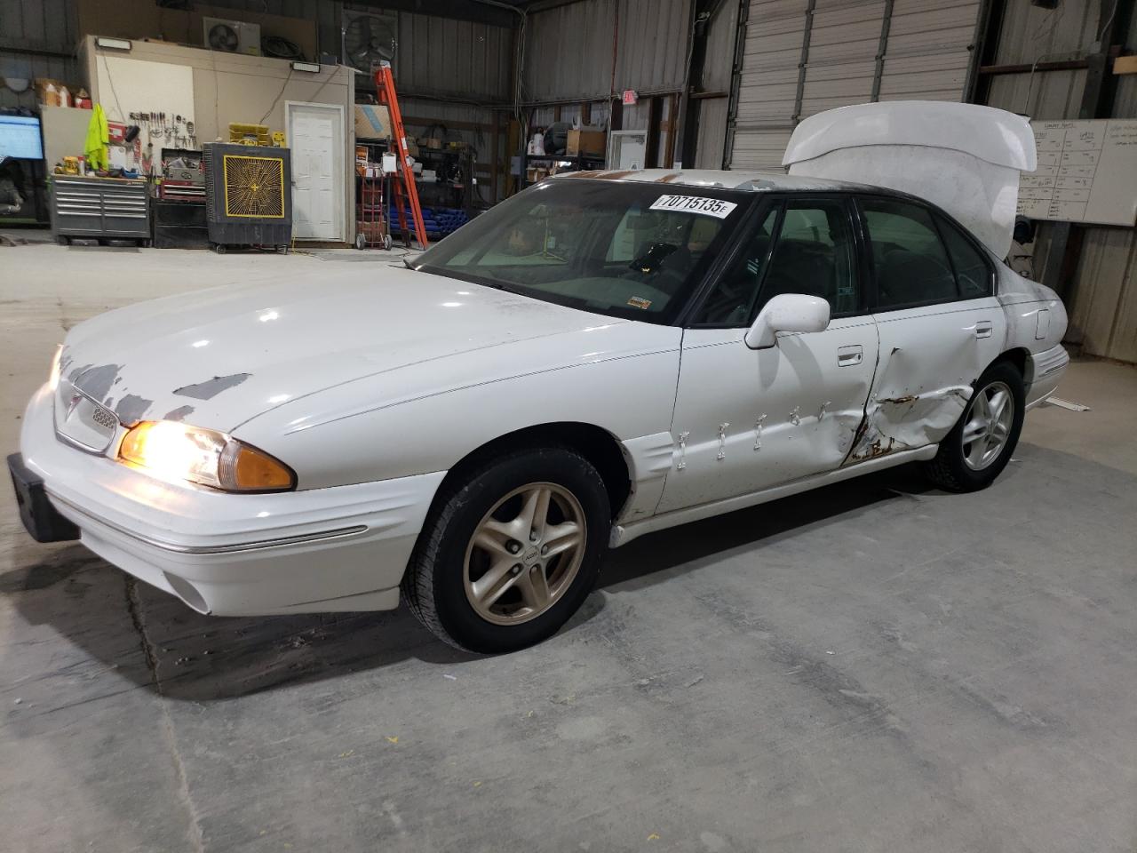 1998 Pontiac Bonneville Se White vin: 1G2HX52K4W4235128