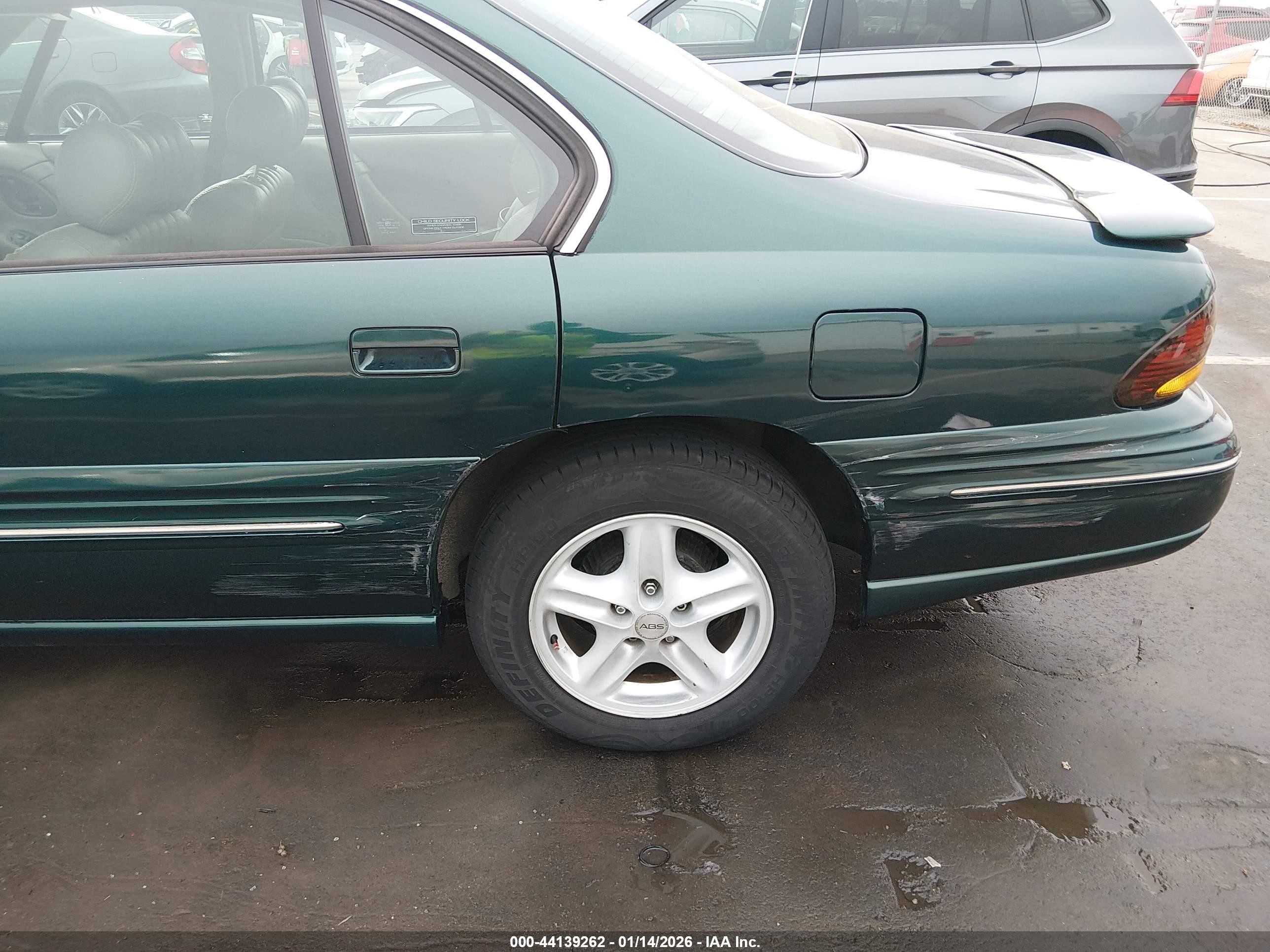 1998 Pontiac Bonneville Se Green vin: 1G2HX52K4W4236814