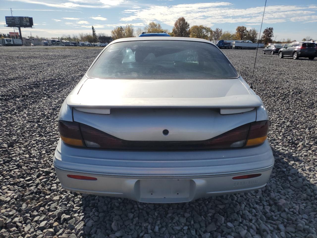1999 Pontiac Bonneville Se Серебряный vin: 1G2HX52K4XH223538