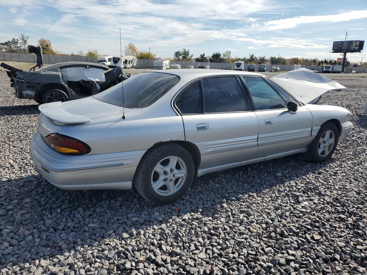 1999 Pontiac Bonneville Se Серебряный vin: 1G2HX52K4XH223538