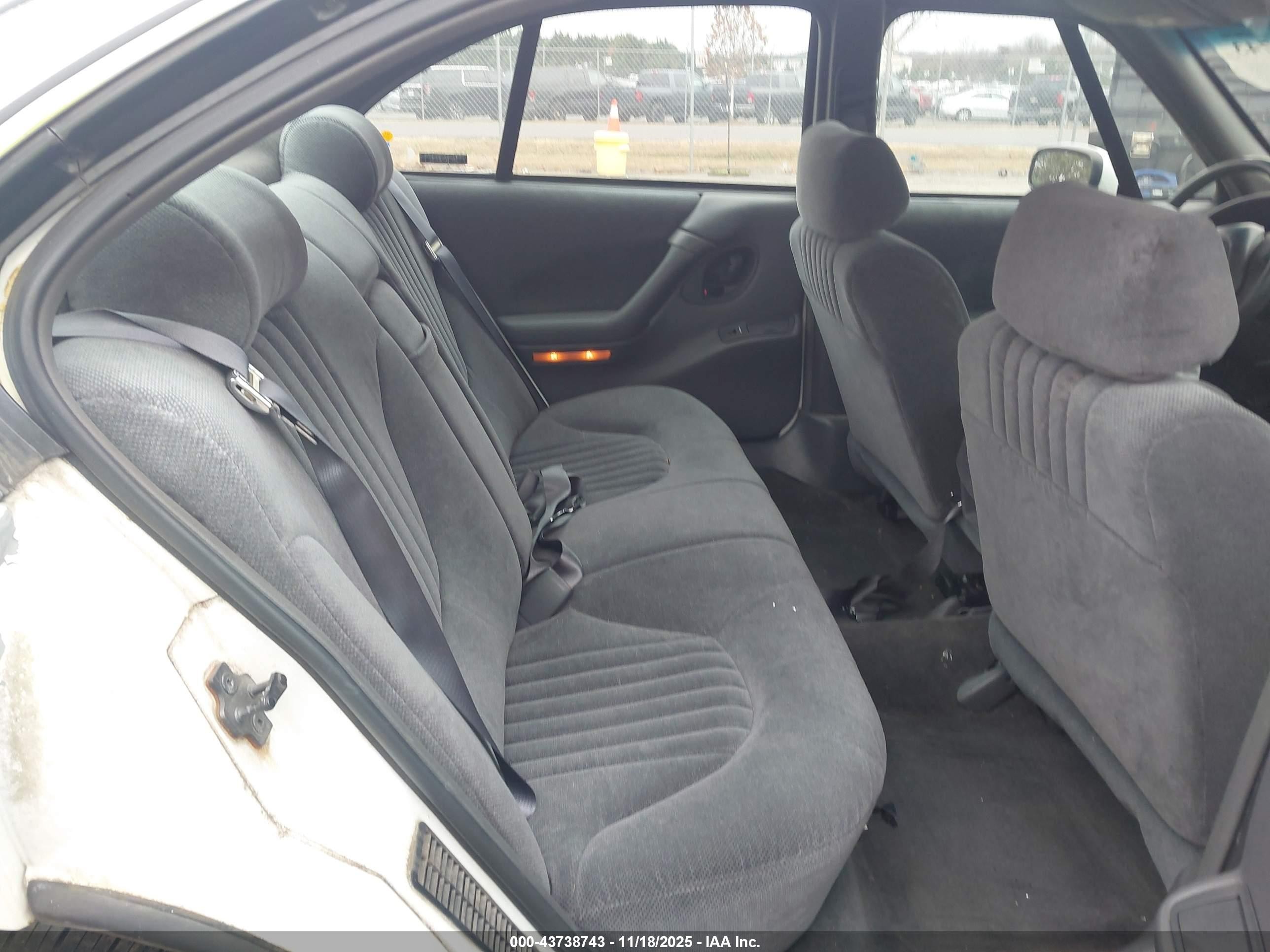 1998 Pontiac Bonneville Se White vin: 1G2HX52K5W4224980