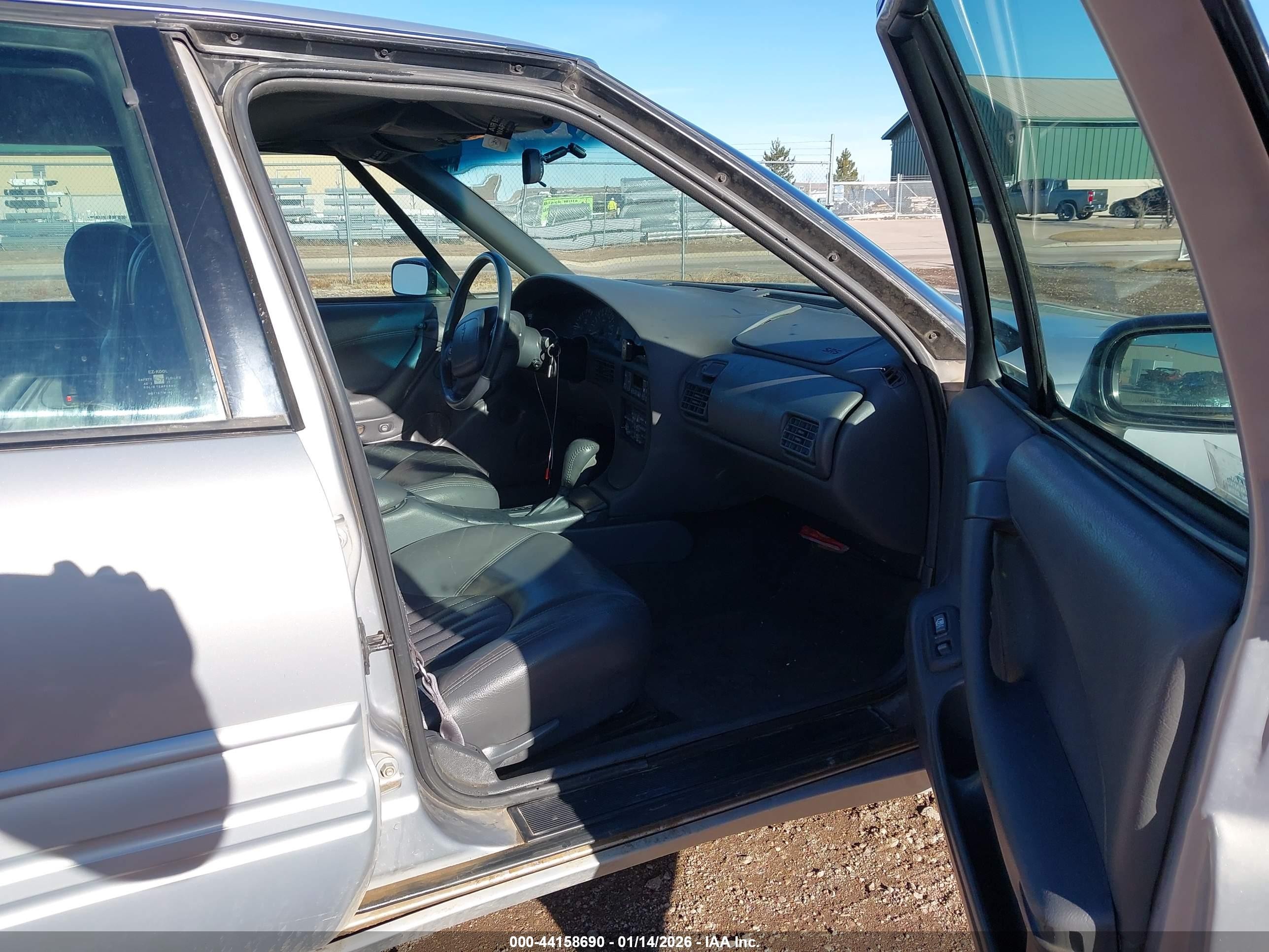 1998 Pontiac Bonneville Se Silver vin: 1G2HX52K5WH219321
