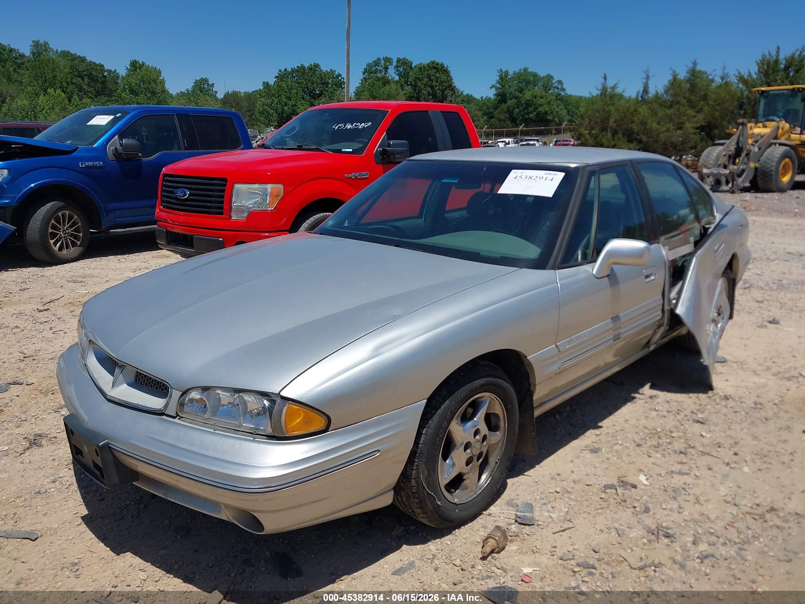 1999 Pontiac Bonneville Se Silver vin: 1G2HX52K5XH244656