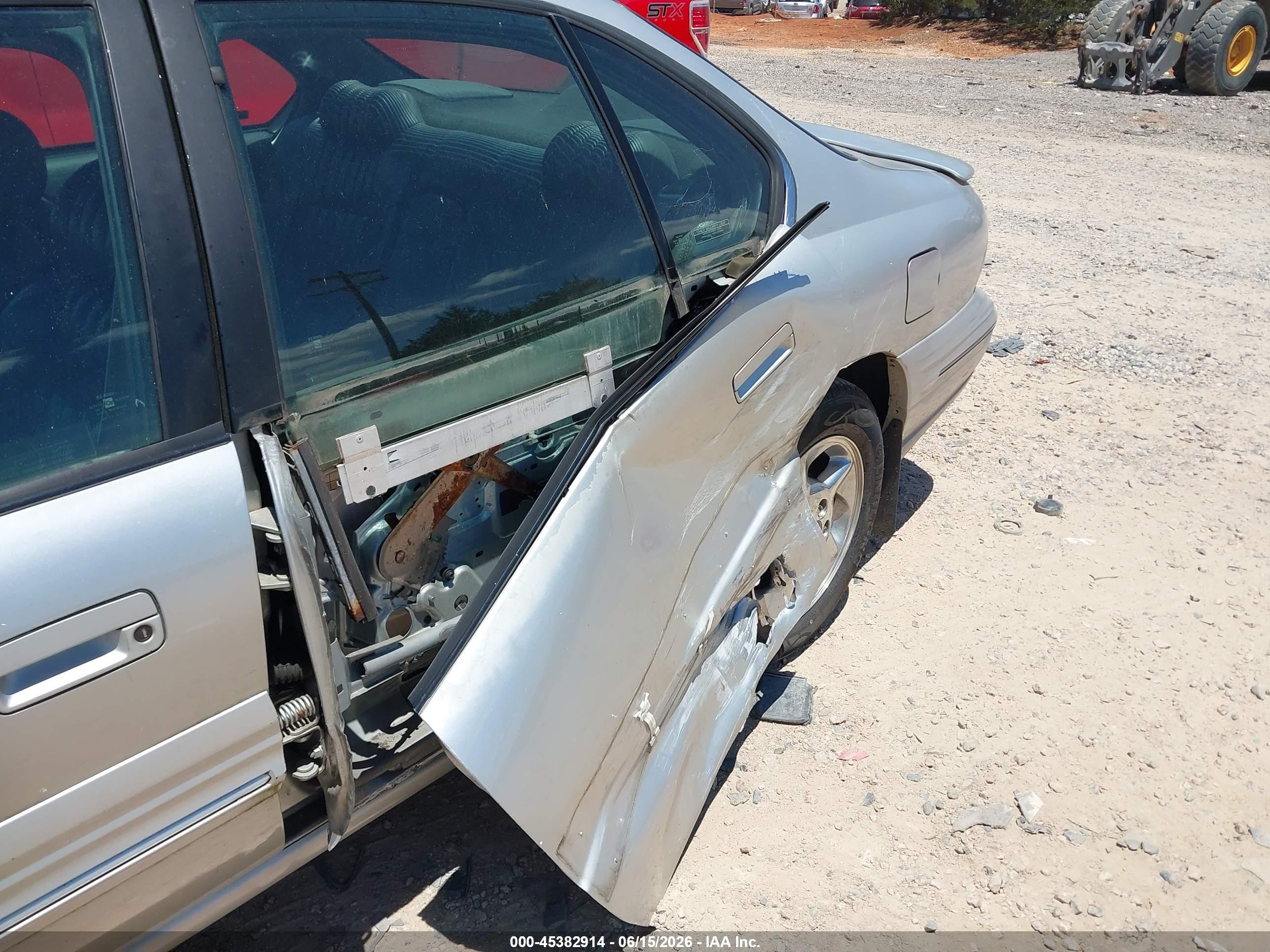 1999 Pontiac Bonneville Se Silver vin: 1G2HX52K5XH244656
