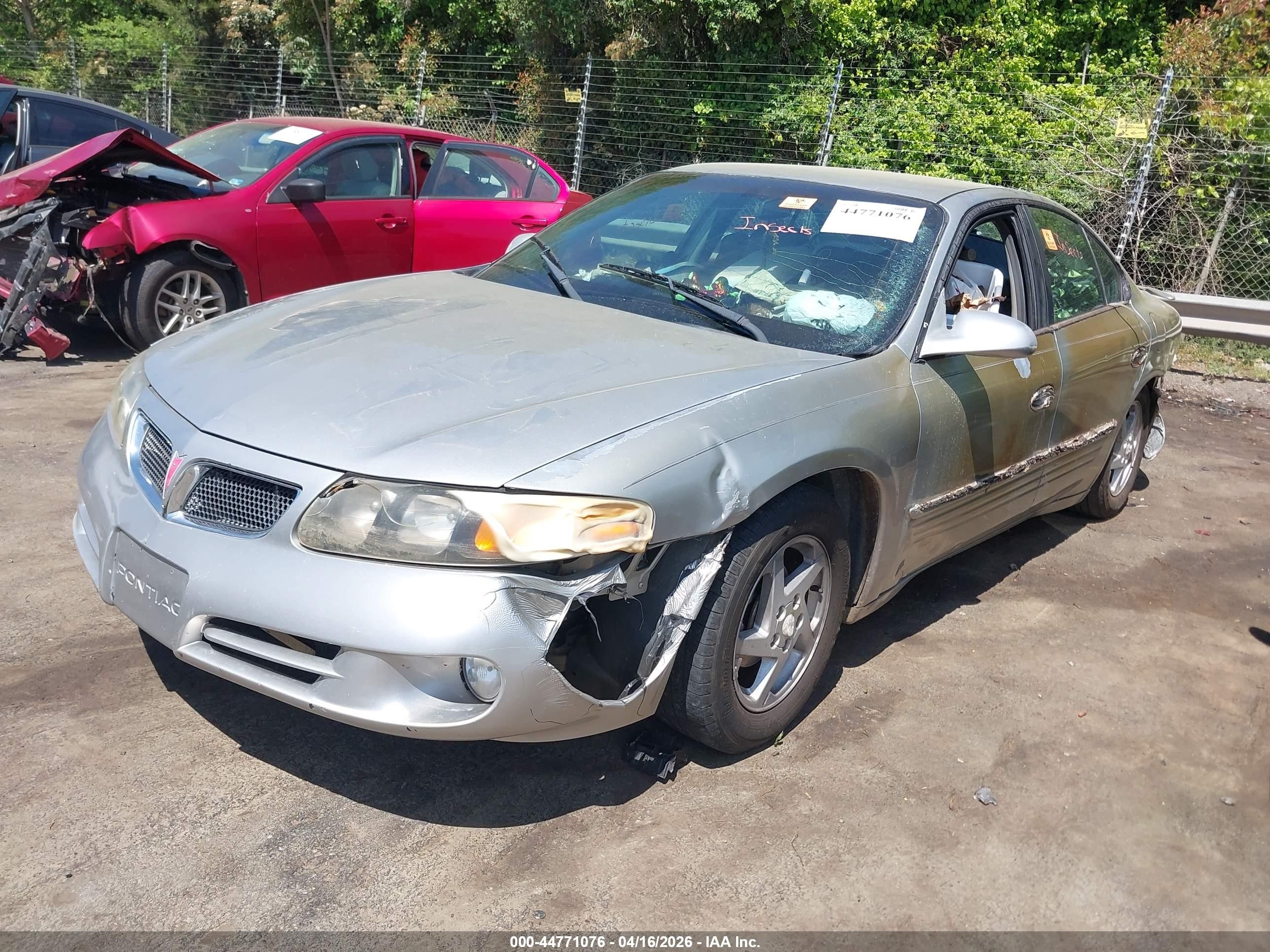 2004 Pontiac Bonneville Se Silver vin: 1G2HX52K64U262991