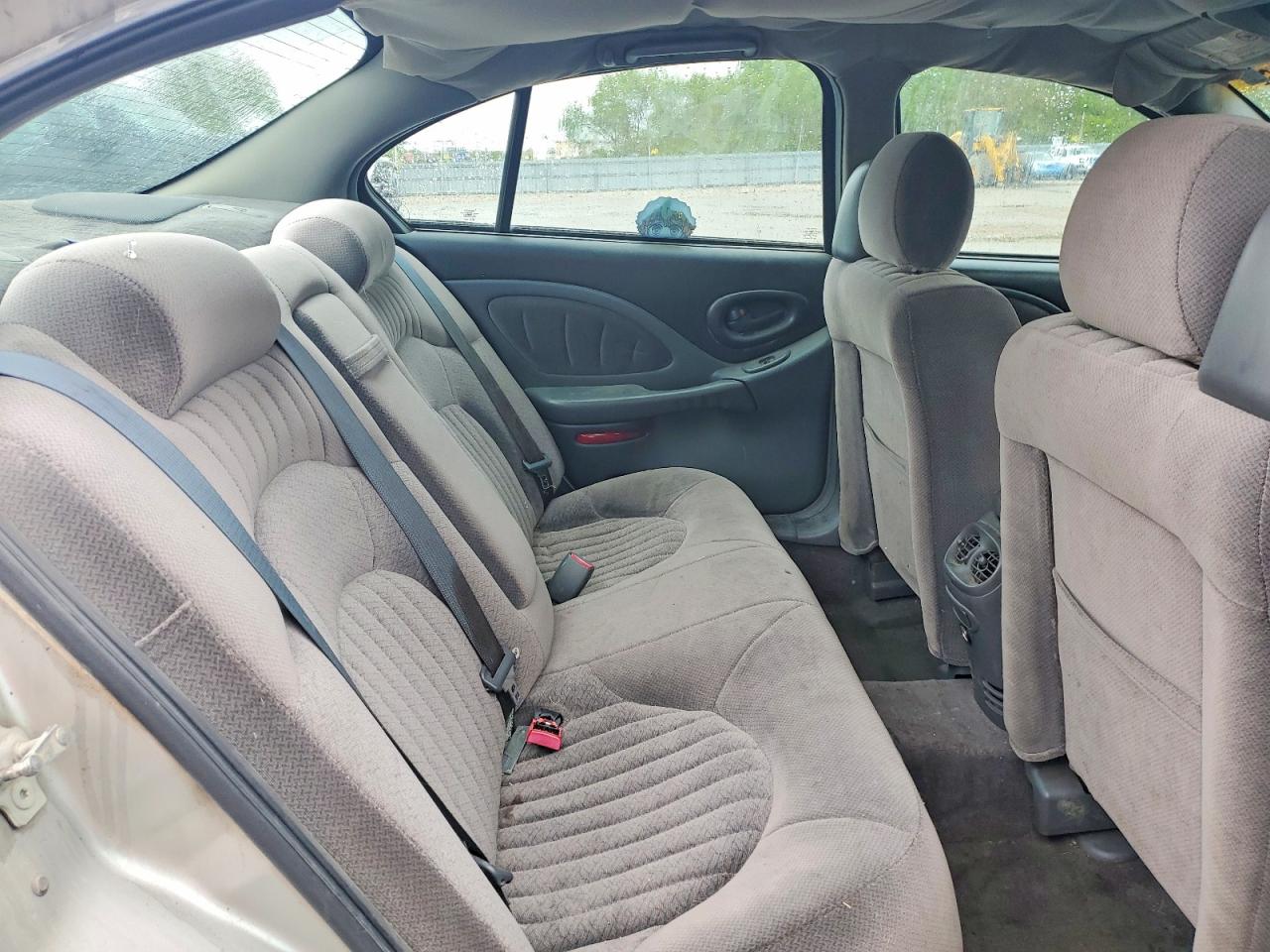 2004 Pontiac Bonneville Se Silver vin: 1G2HX52K74U189212