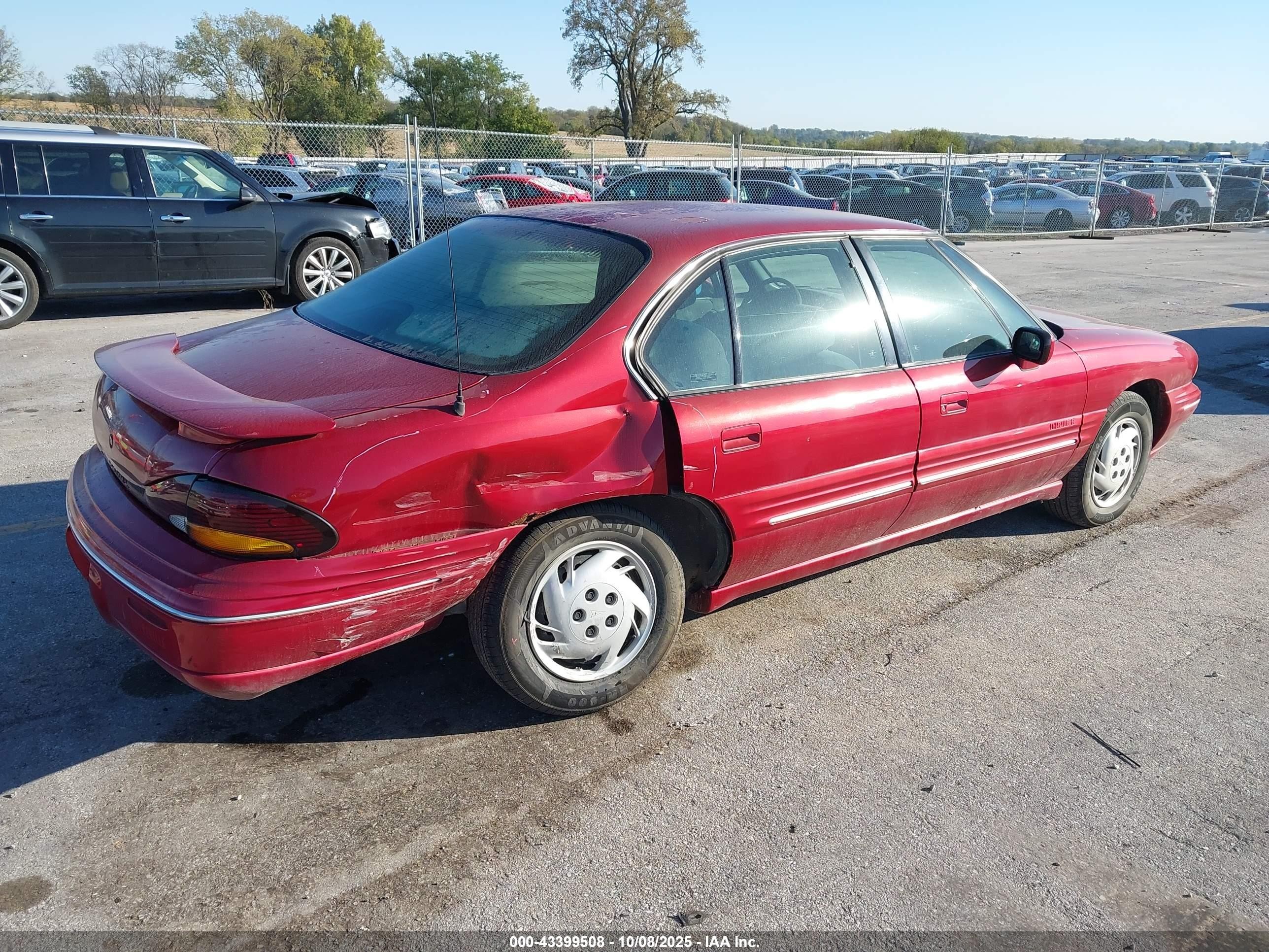 1998 Pontiac Bonneville Se Red vin: 1G2HX52K7WH208028