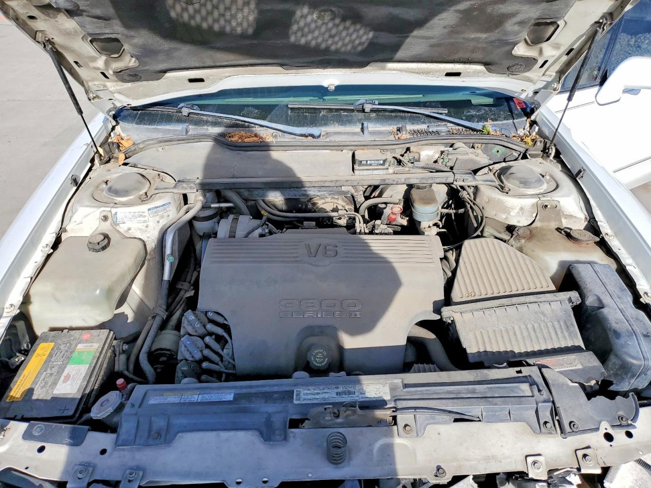 1999 Pontiac Bonneville Se White vin: 1G2HX52K7XH225784