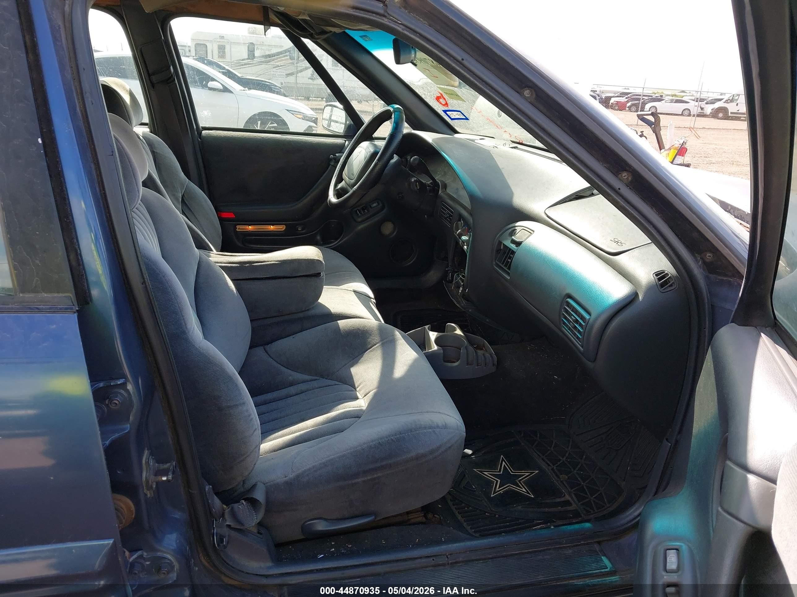 1996 Pontiac Bonneville Se Blue vin: 1G2HX52K8T4233538