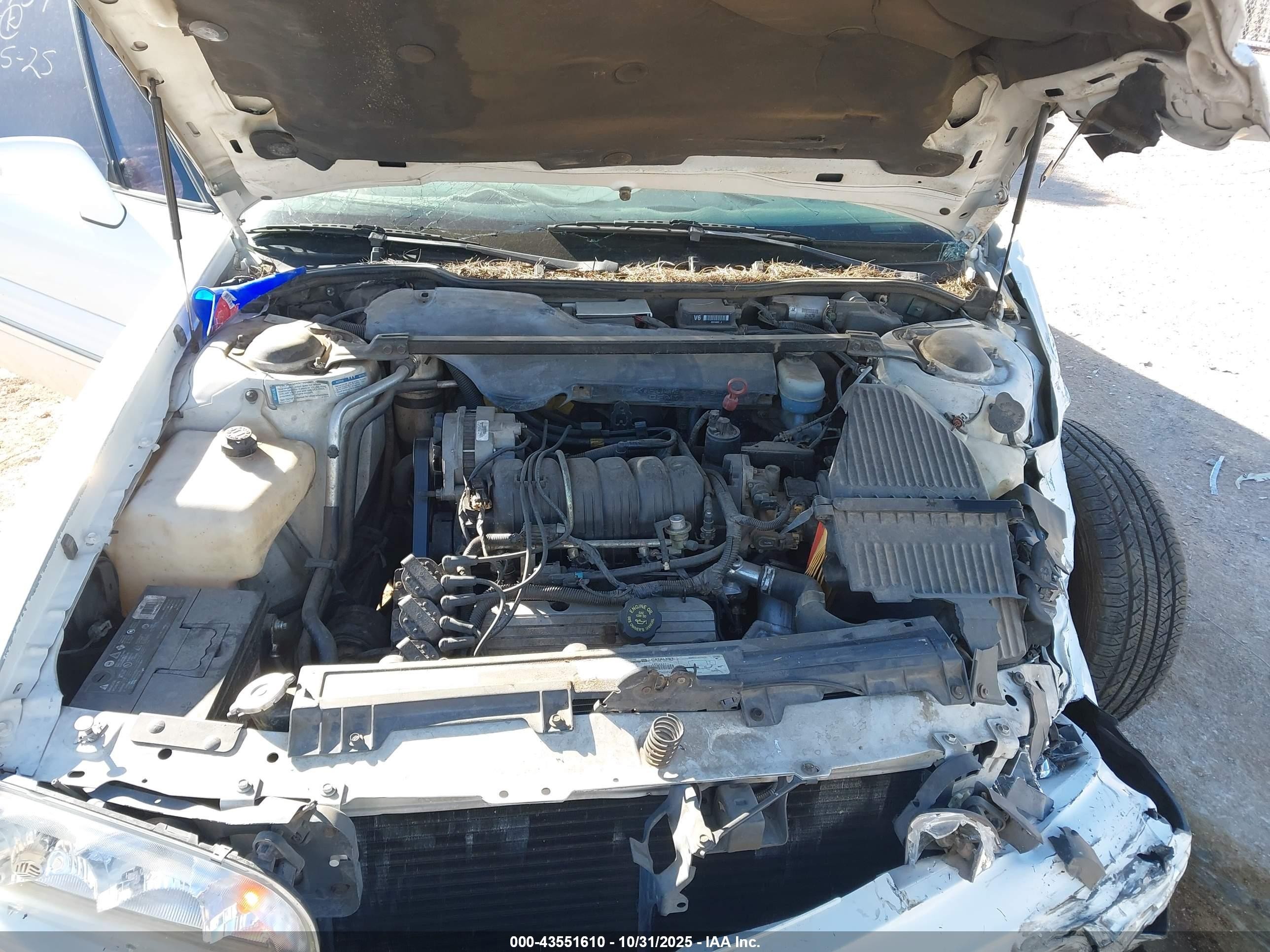 1999 Pontiac Bonneville Se White vin: 1G2HX52K8XH223008