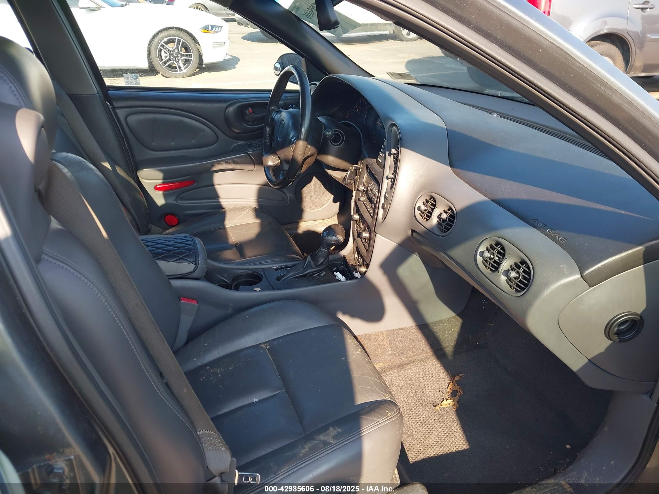 2005 Pontiac Bonneville Se Серый vin: 1G2HX52K95U187303