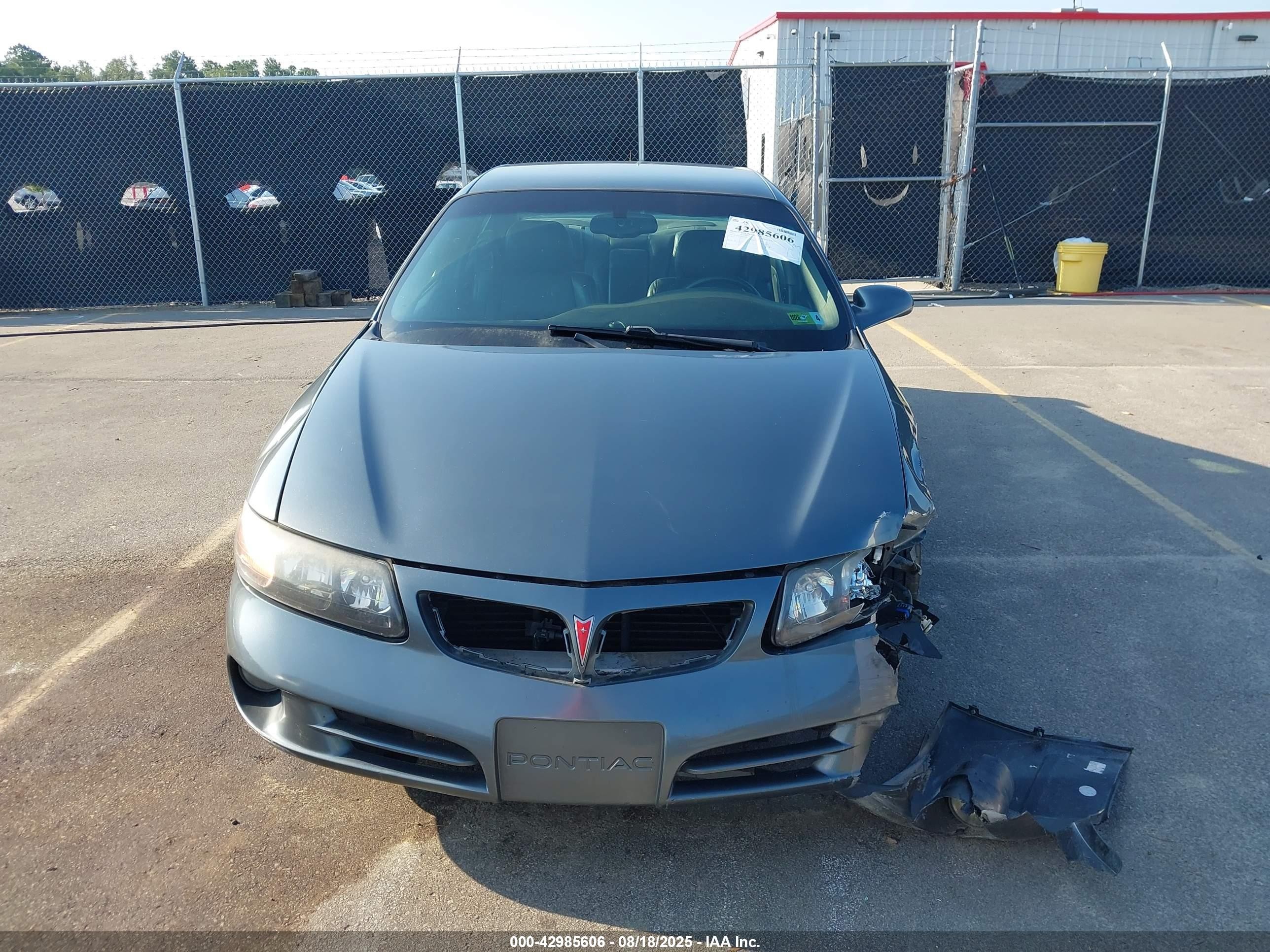 2005 Pontiac Bonneville Se Серый vin: 1G2HX52K95U187303
