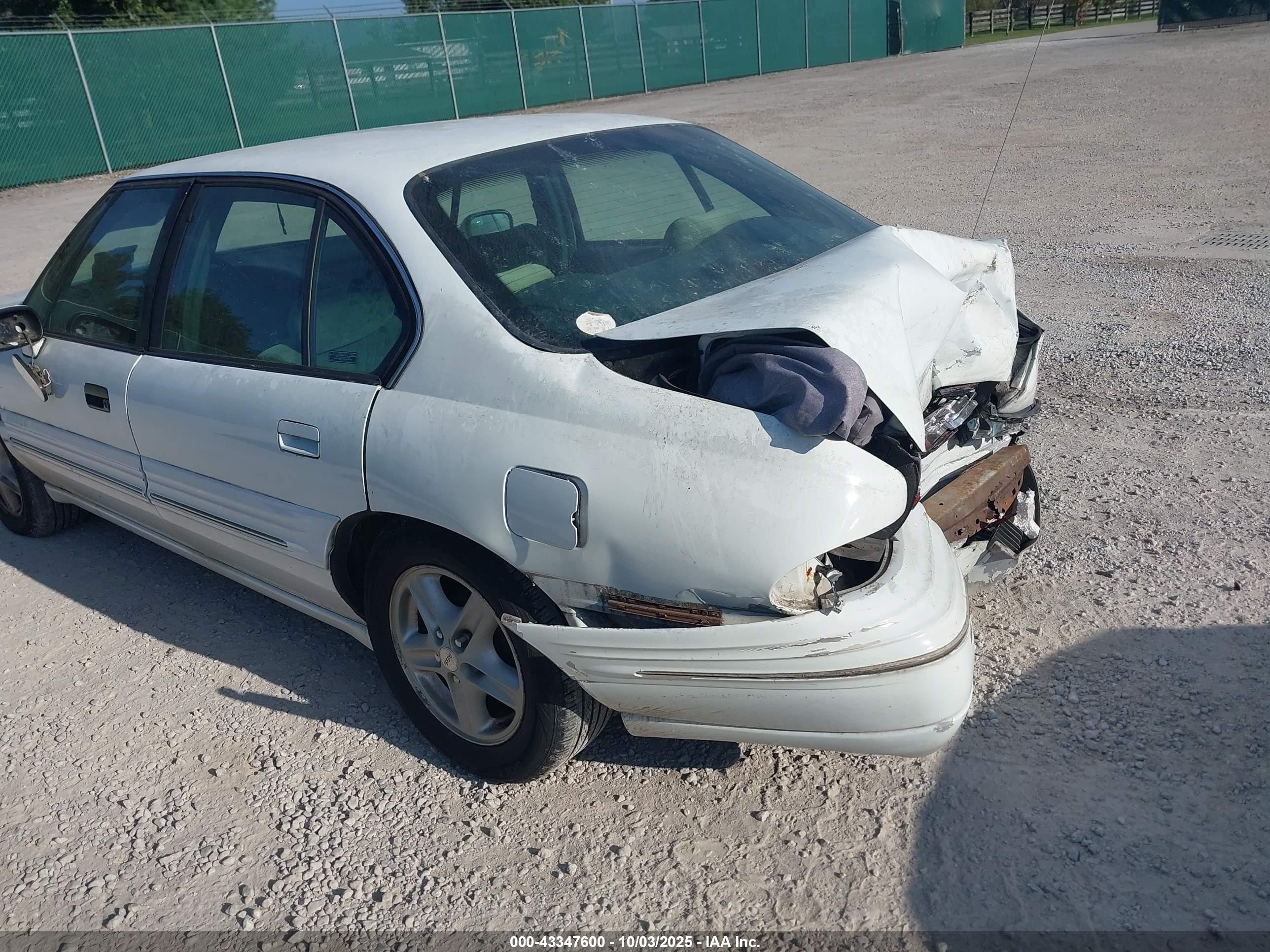 1996 Pontiac Bonneville Se Белый vin: 1G2HX52K9T4210706