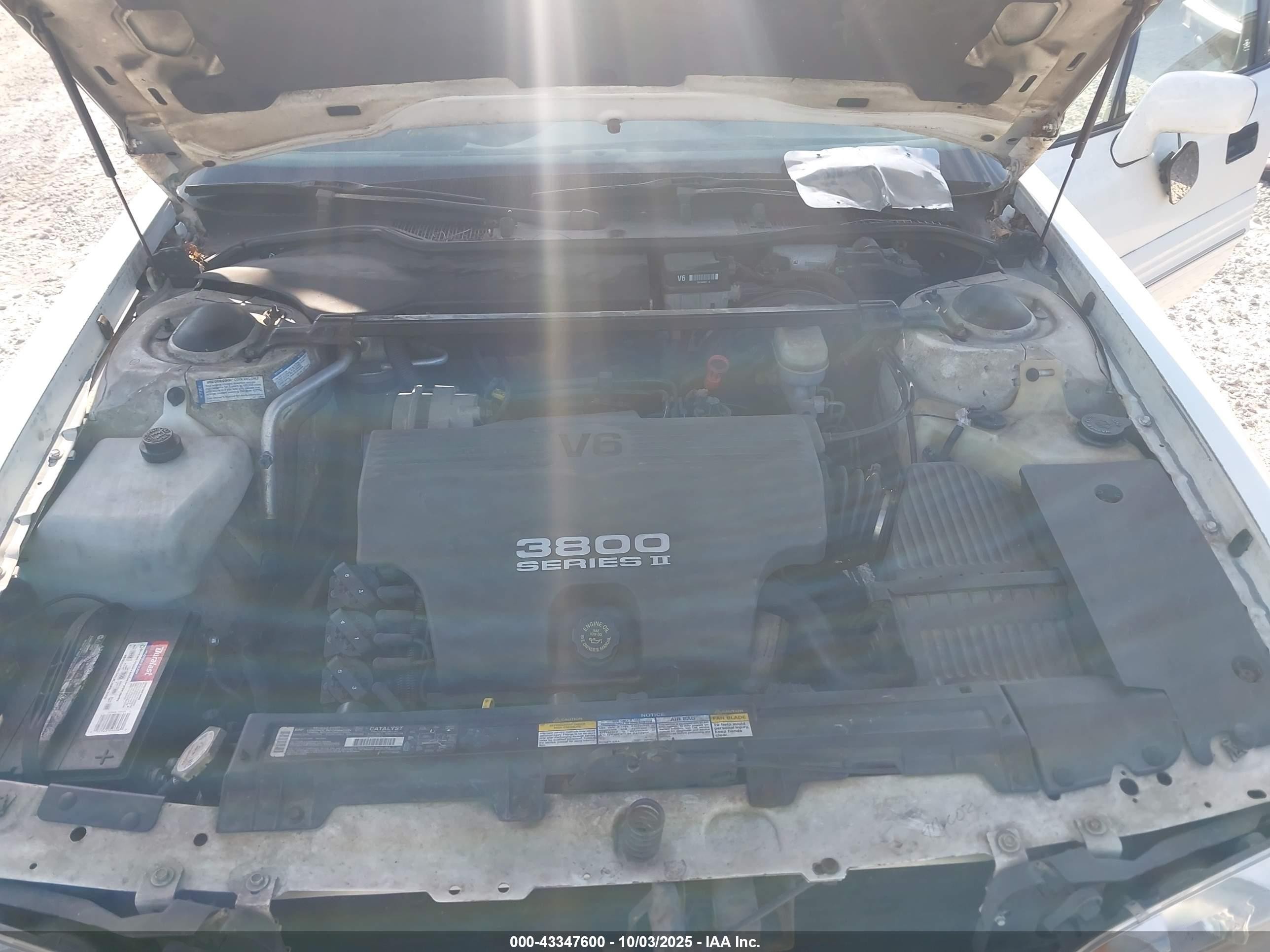 1996 Pontiac Bonneville Se Белый vin: 1G2HX52K9T4210706
