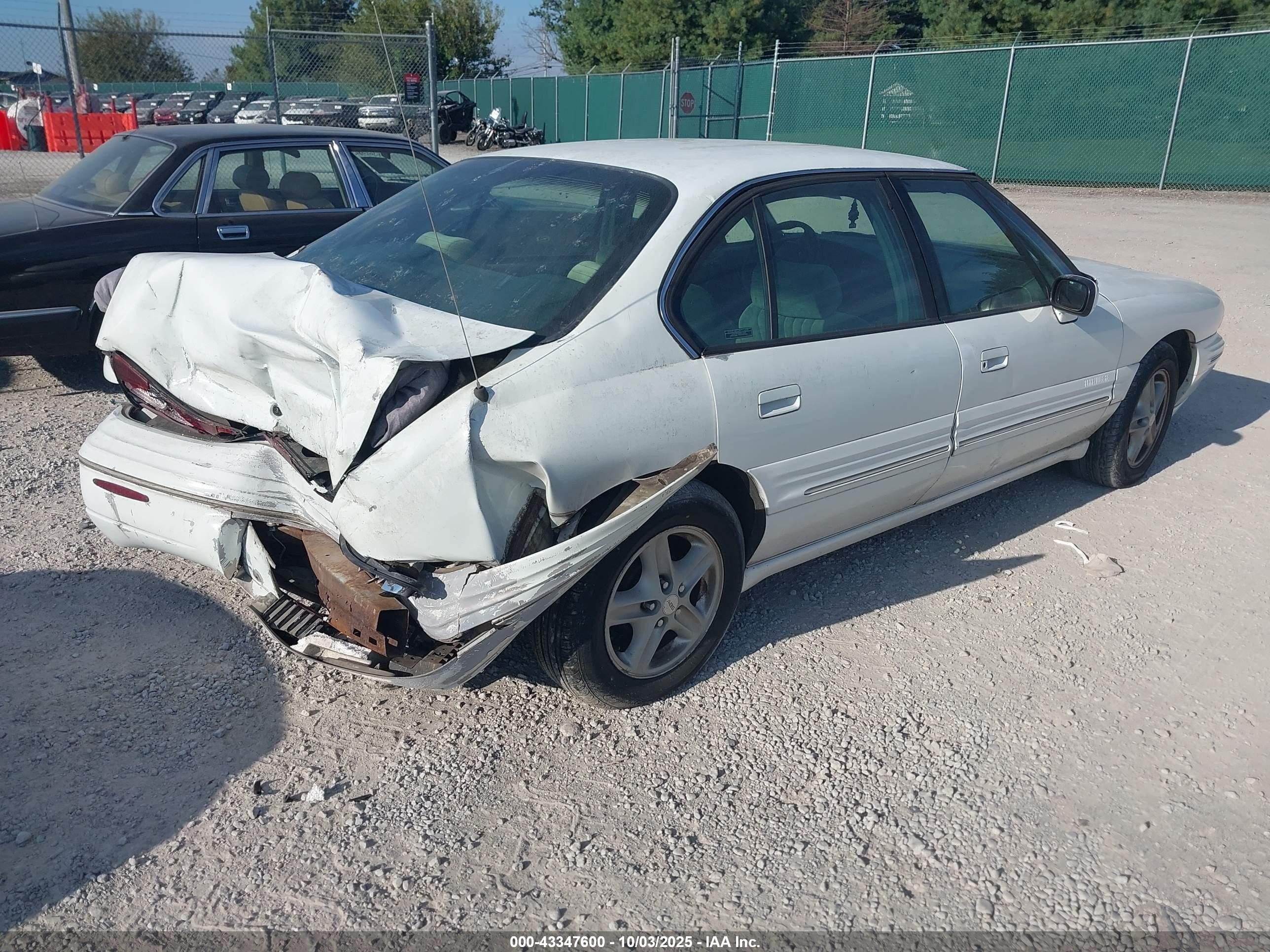 1996 Pontiac Bonneville Se Белый vin: 1G2HX52K9T4210706